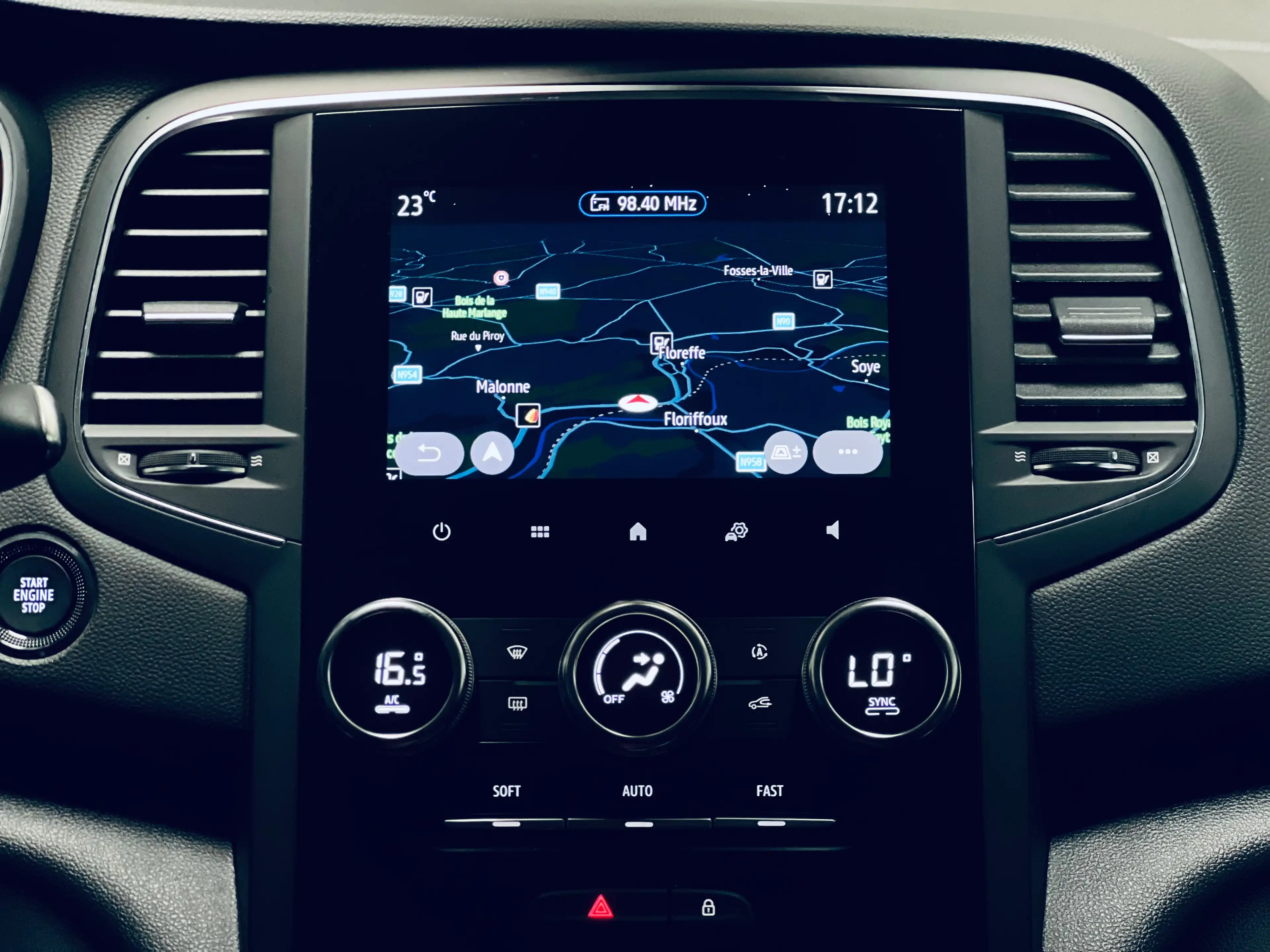 Renault Megane 1.33 TCe **AUTOMATIQUE**CARPLAY**CARNET COMPLET** — photo 15