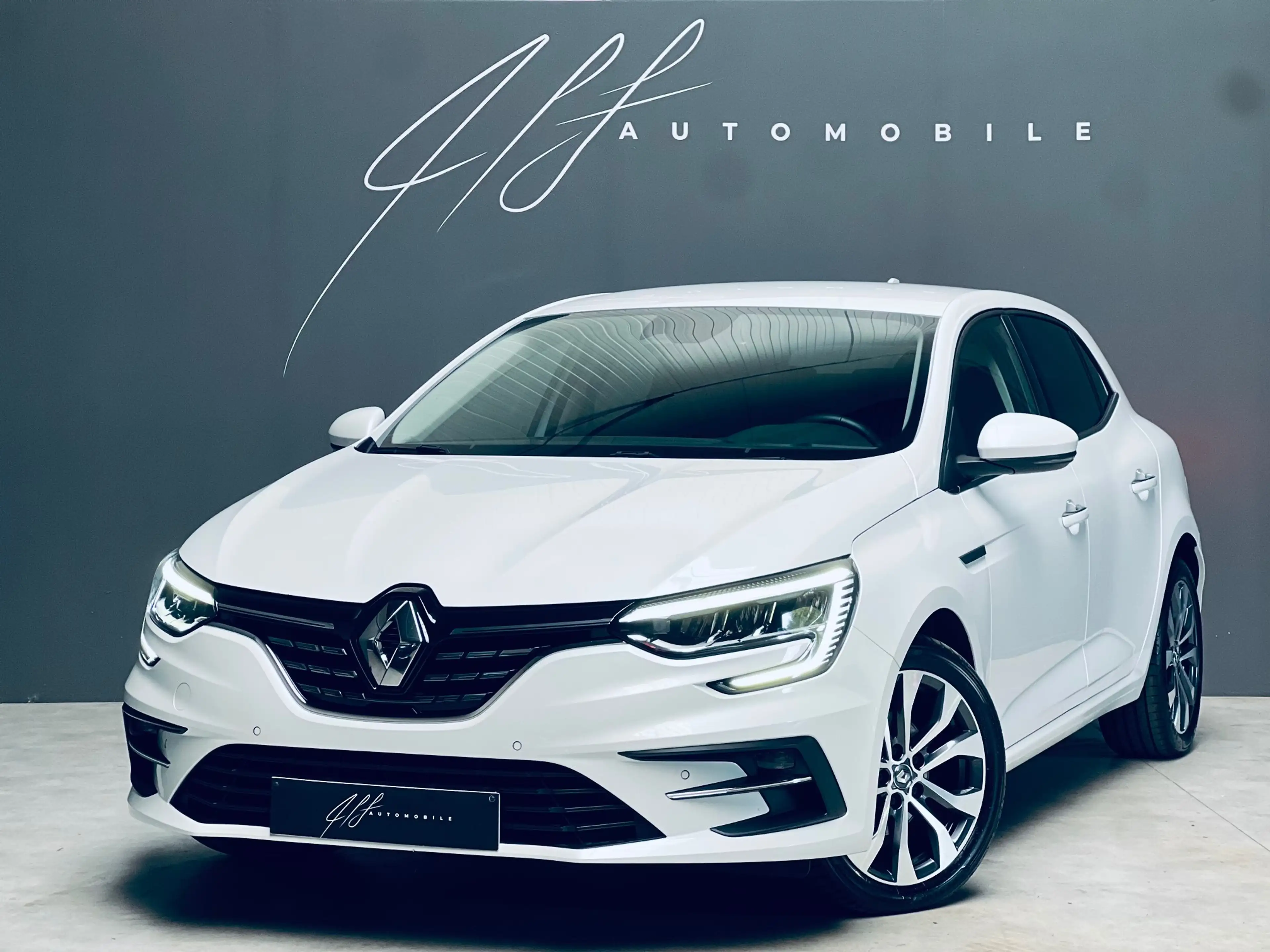 Renault Megane 1.33 TCe **AUTOMATIQUE**CARPLAY**CARNET COMPLET** — photo 8