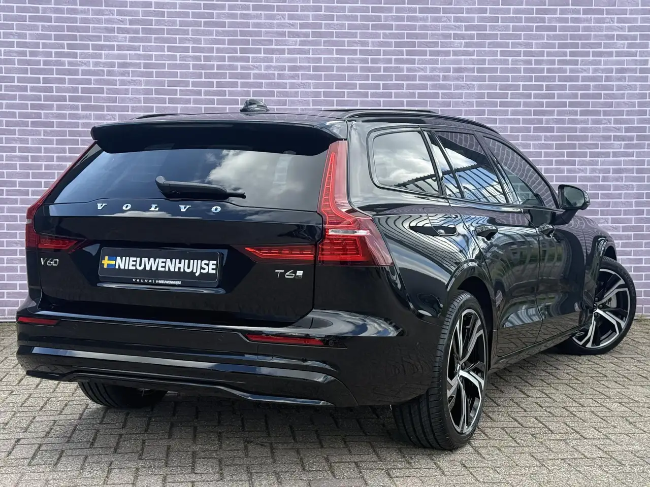 Volvo V60 2026