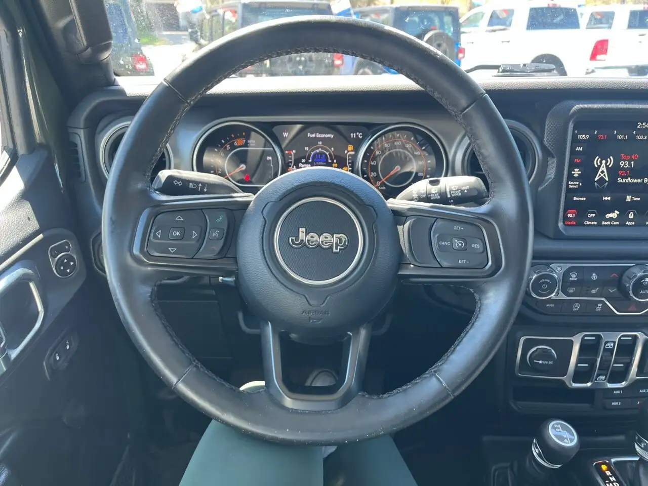Jeep Wrangler снимка Jeep Wrangler