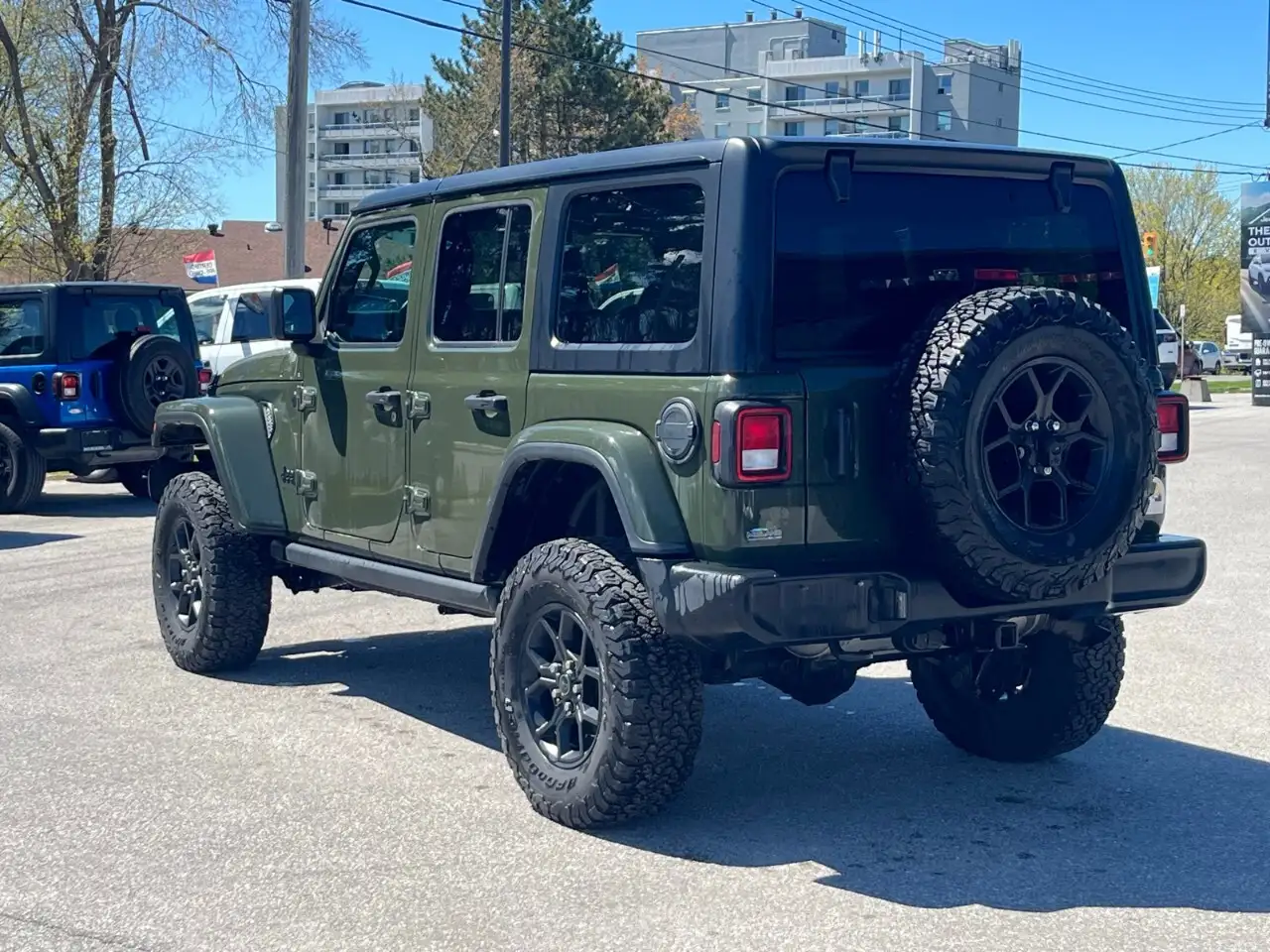 Jeep Wrangler снимка Jeep Wrangler