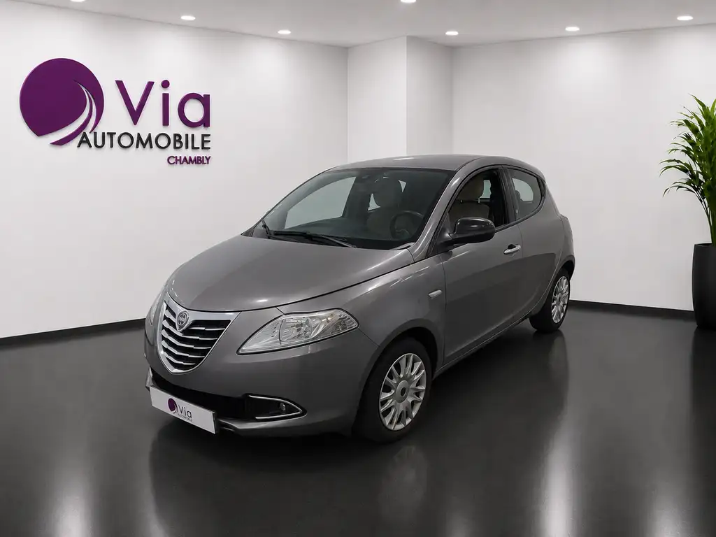 Lancia Ypsilon 2013 из Европы — купить под ключ