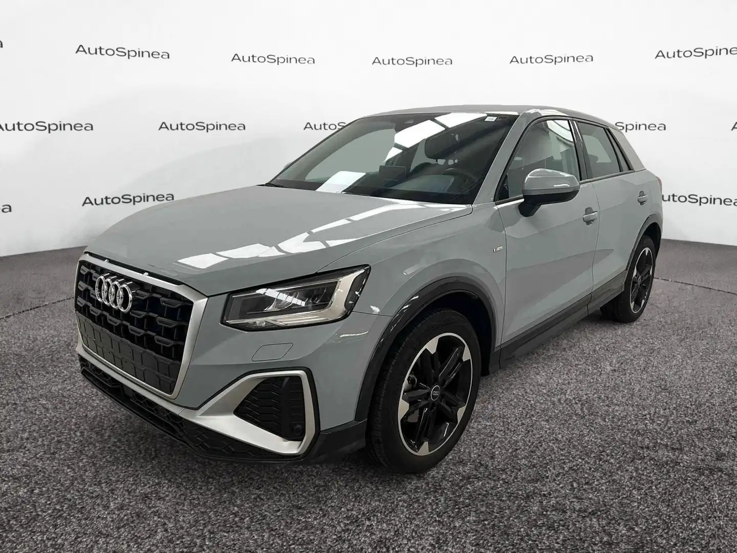 Audi Q2 30TFSI 116CV S-LINE Grau - 1