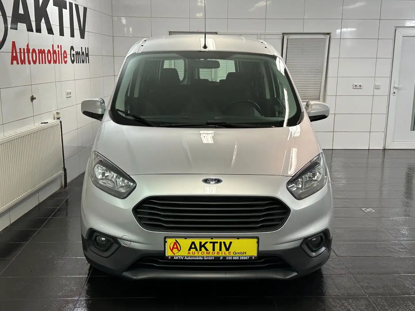 Ford Transit Courier 1 5 TDCi Kombi Trend *5 Sitzer* Silver - 2