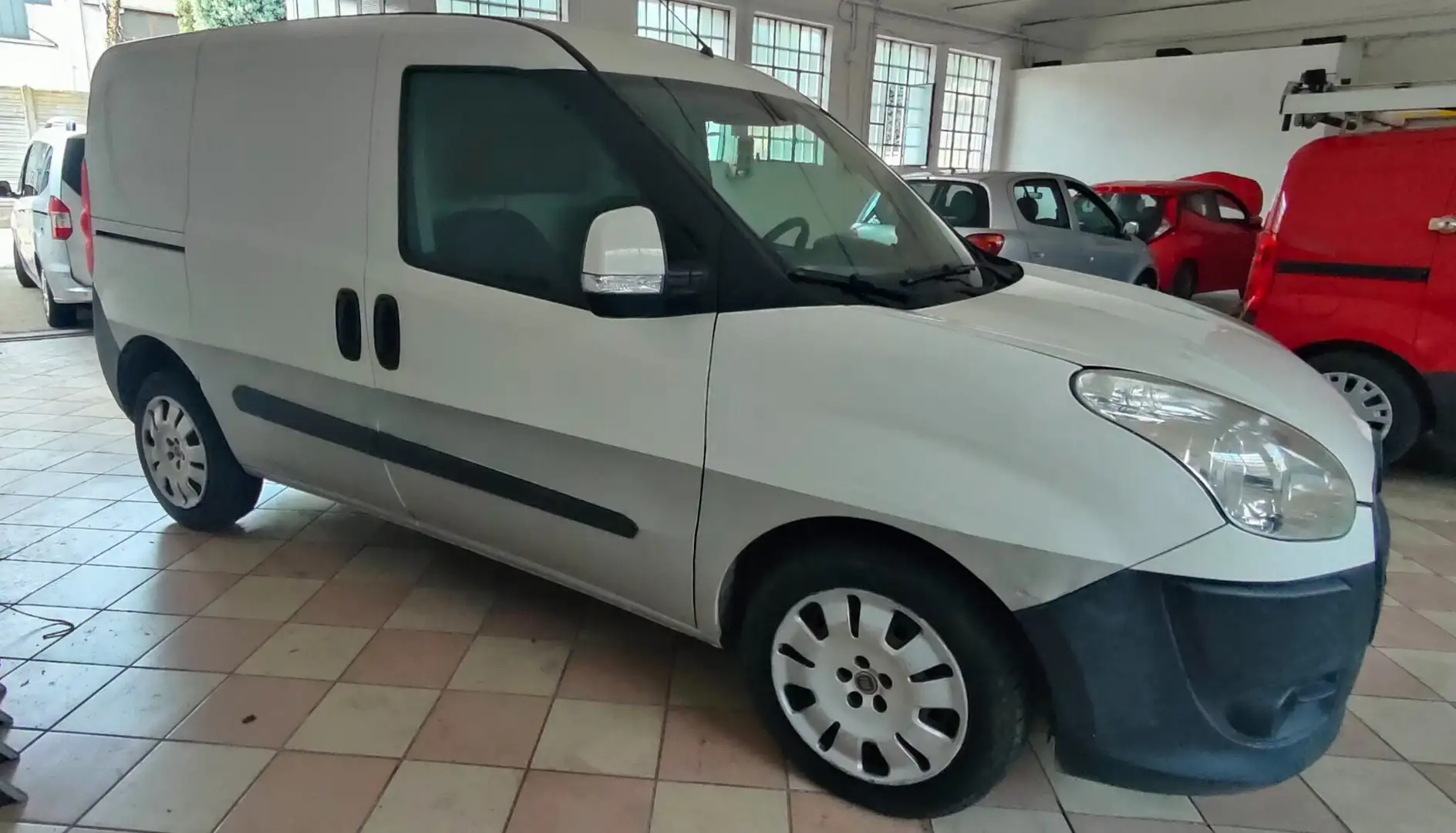 Fiat Doblo Doblò 2.0 MJT 16V Emotion Alb - 1