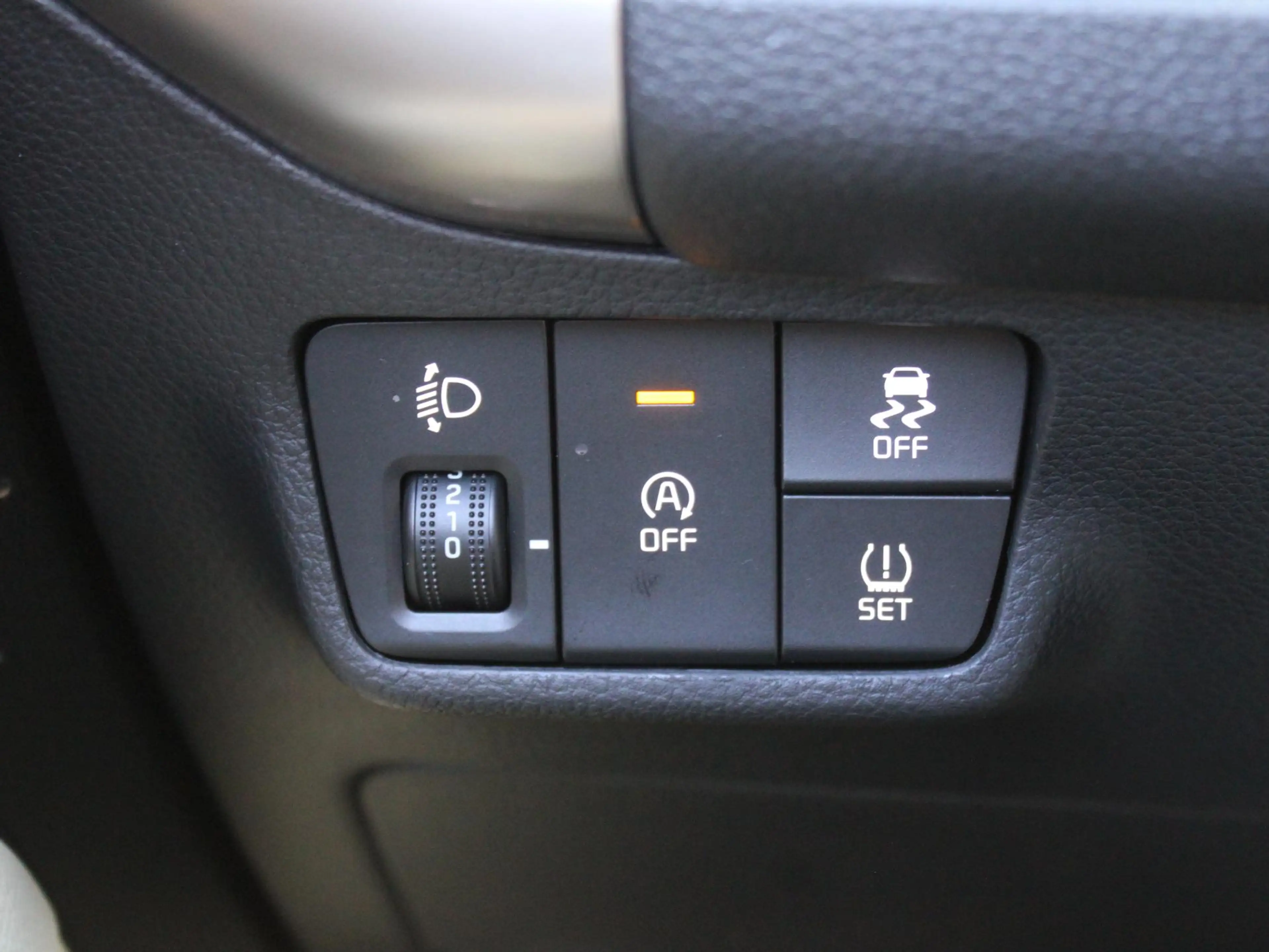 Kia Stonic 1.0 T-GDi MHEV GT-Line | Automaat | Direct leverba — photo 23