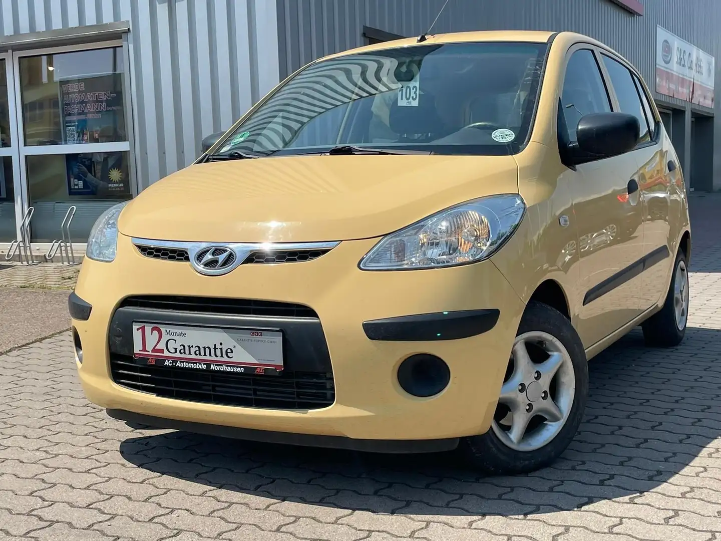 Hyundai i10 1.1 Style Yellow - 1