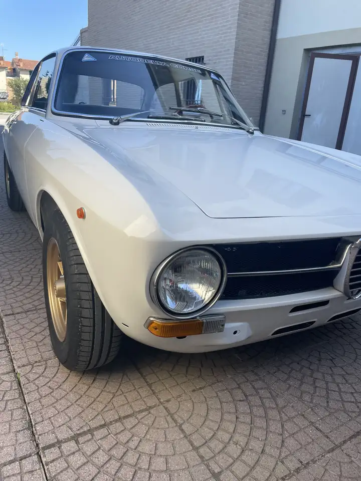 Alfa Romeo GT Junior 1.3, foto 1
