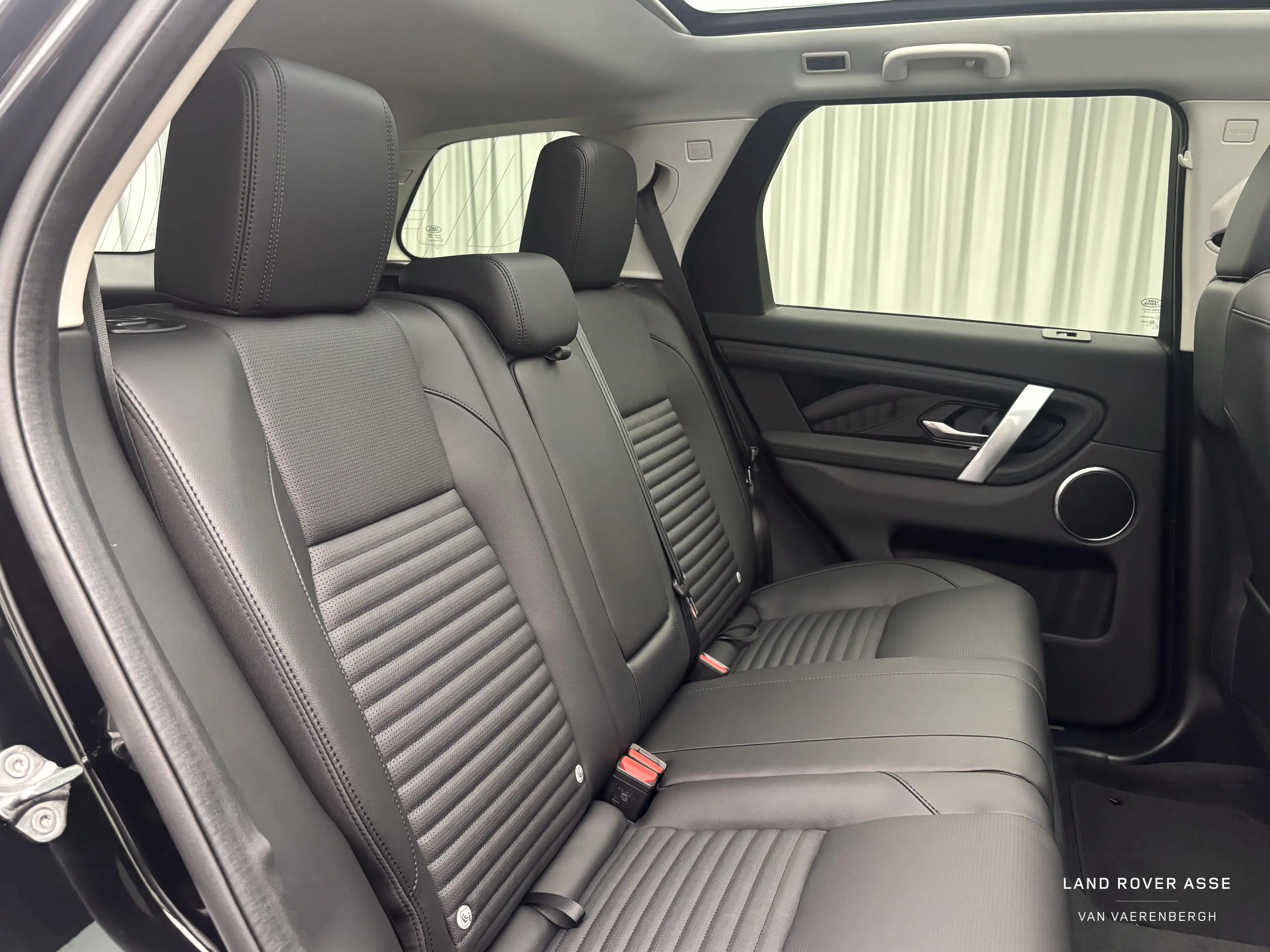 Land Rover Discovery Sport P270e S AWD Auto. 25.5MY — photo 5
