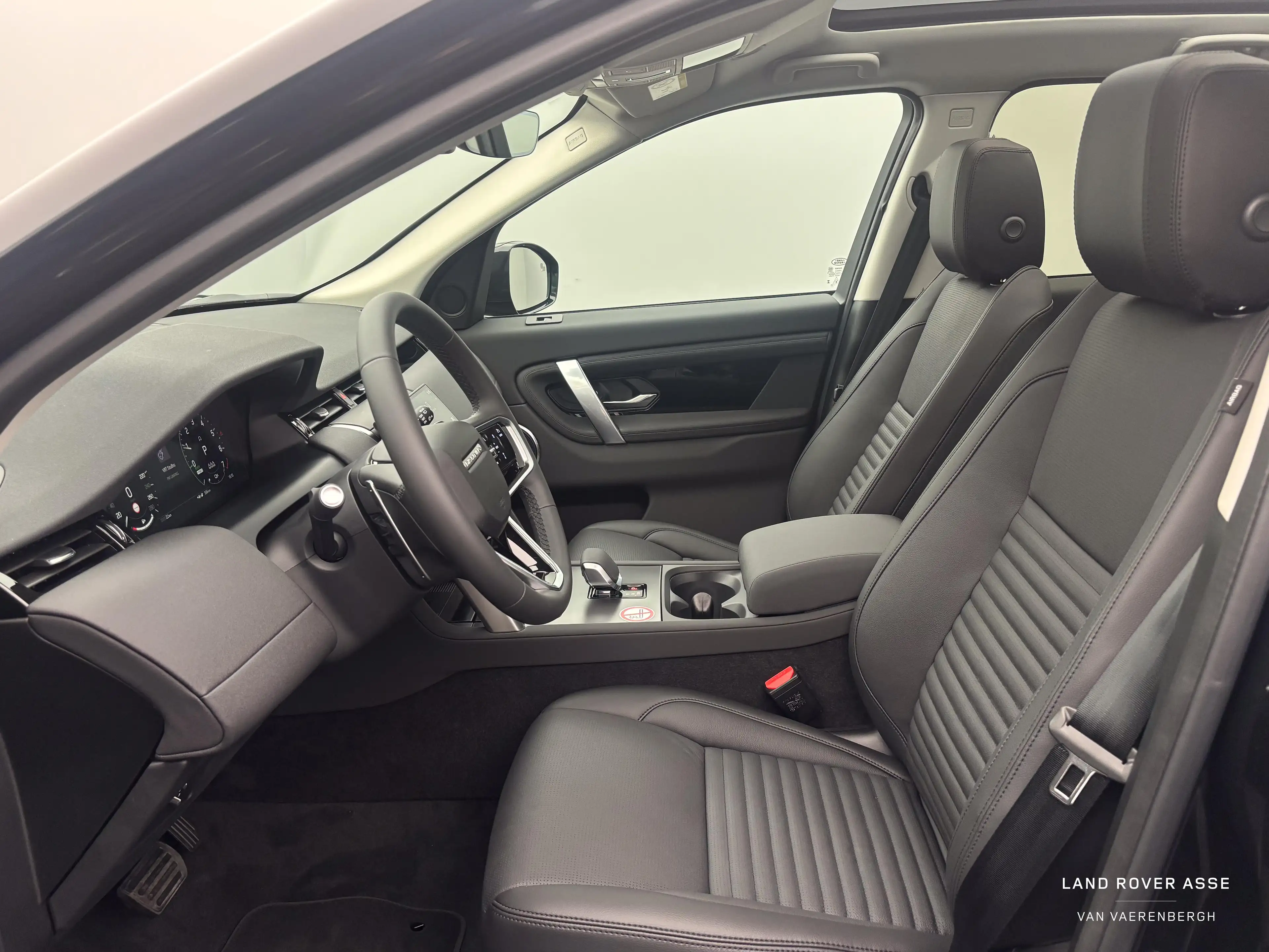 Land Rover Discovery Sport P270e S AWD Auto. 25.5MY — photo 10