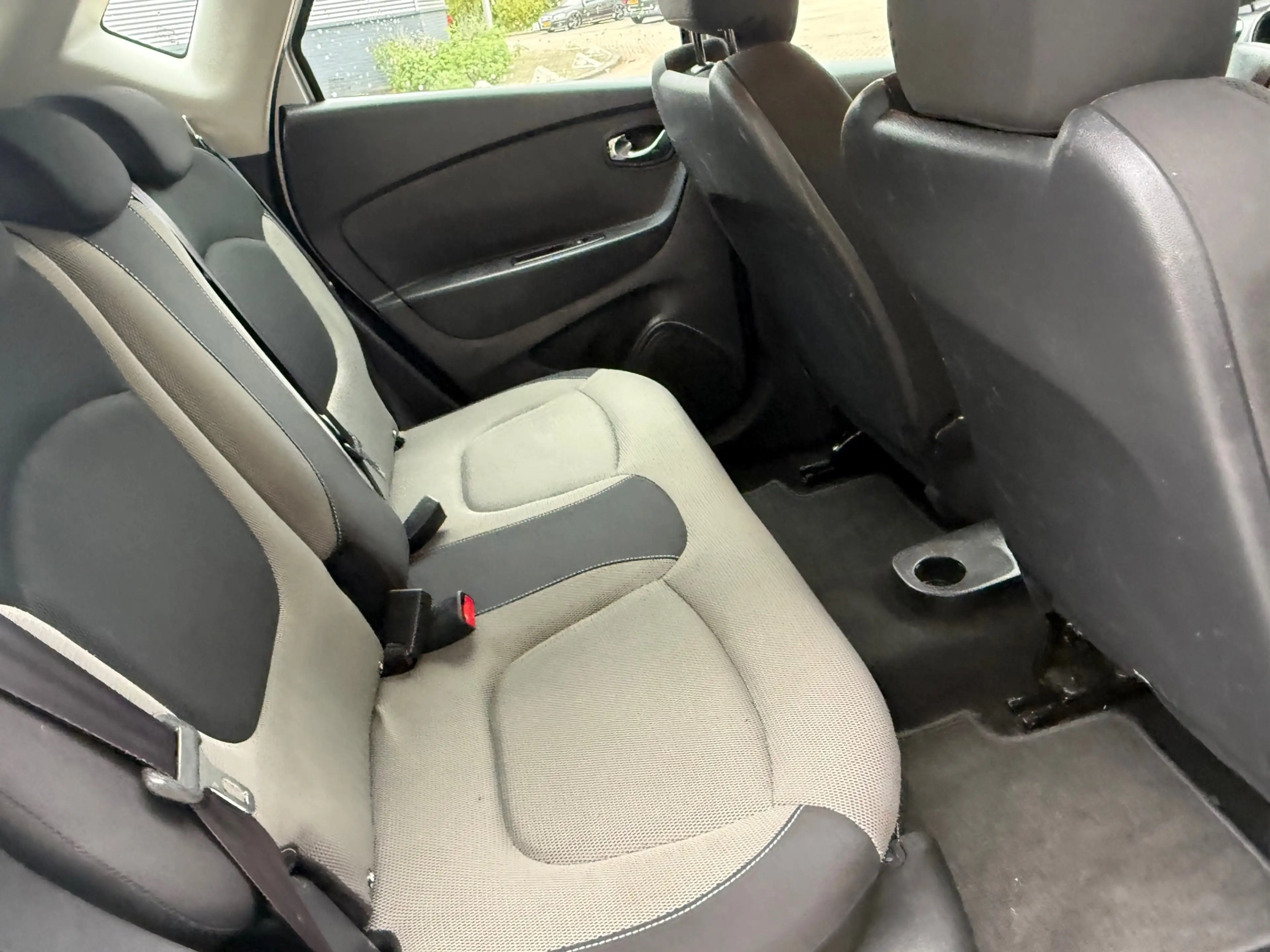 Renault Captur 1.2 TCe Expression Automaat Airco Scherm APK — photo 10