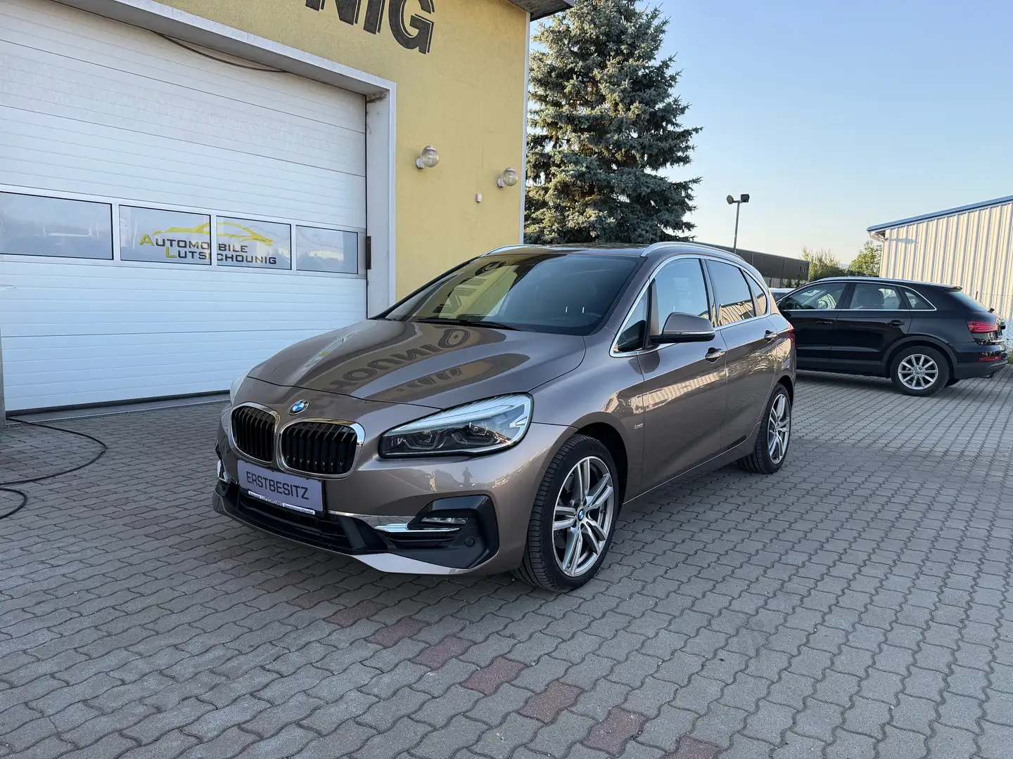 BMW 218 218d xDrive Active Tourer Luxury Line Bronze - 2