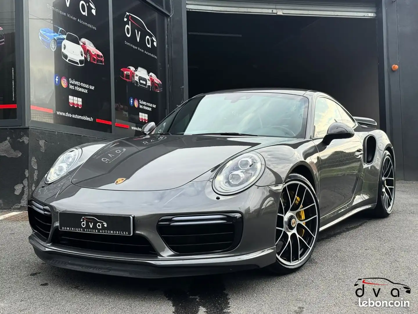 Porsche 991 (991.2) Turbo S 580 ch PDK Française Grau - 1