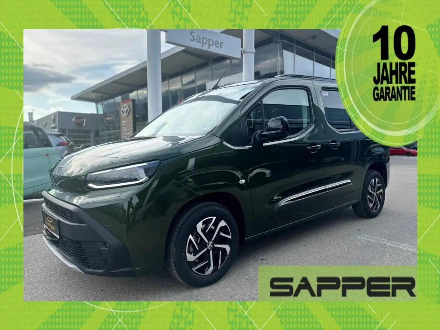 Toyota Proace City Verso 1,5l 130PS Family L1 Grün - 1