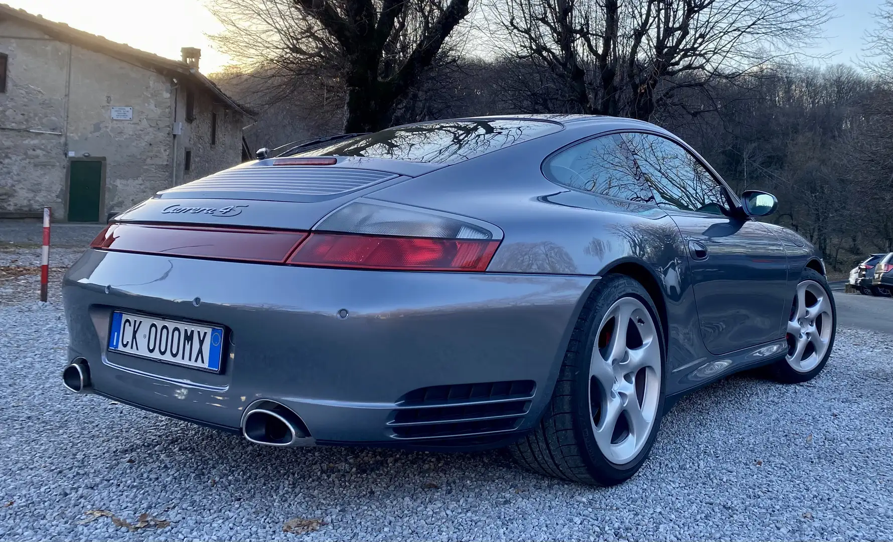 Porsche 996 911 Coupe 3.6 carrera 4s - 2