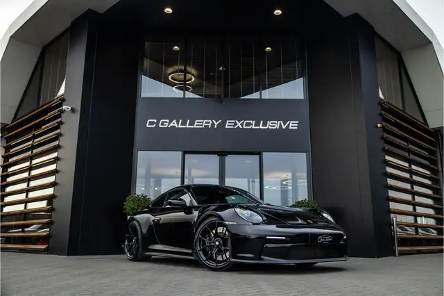 Porsche 992 main image