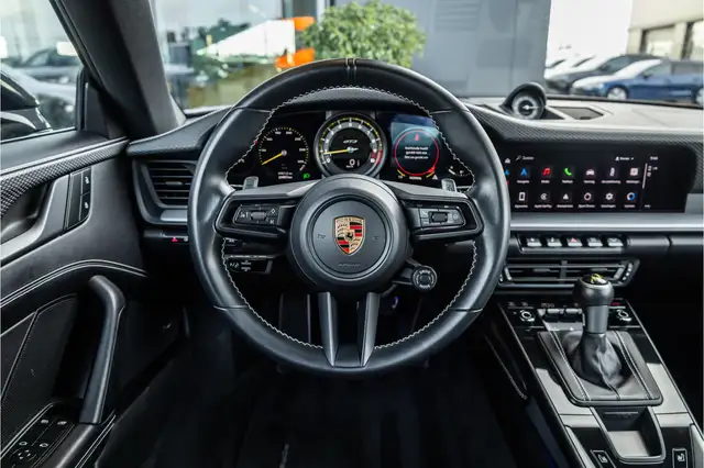 Porsche 992 view 12