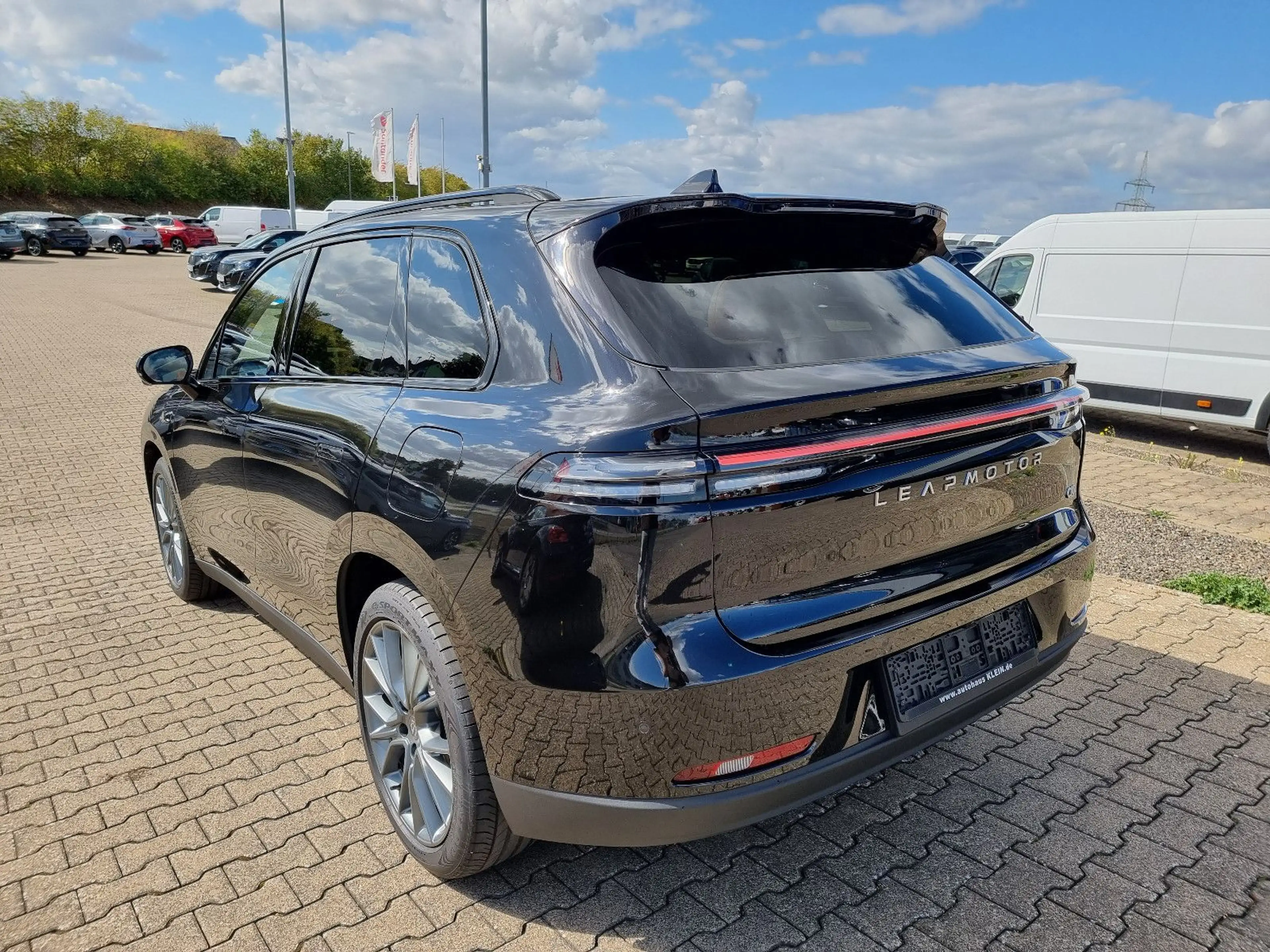 Leapmotor C10 Hybrid DESIGN REEV *SITZHEIZ+BELÜFT*20 ZOLL* — photo 4