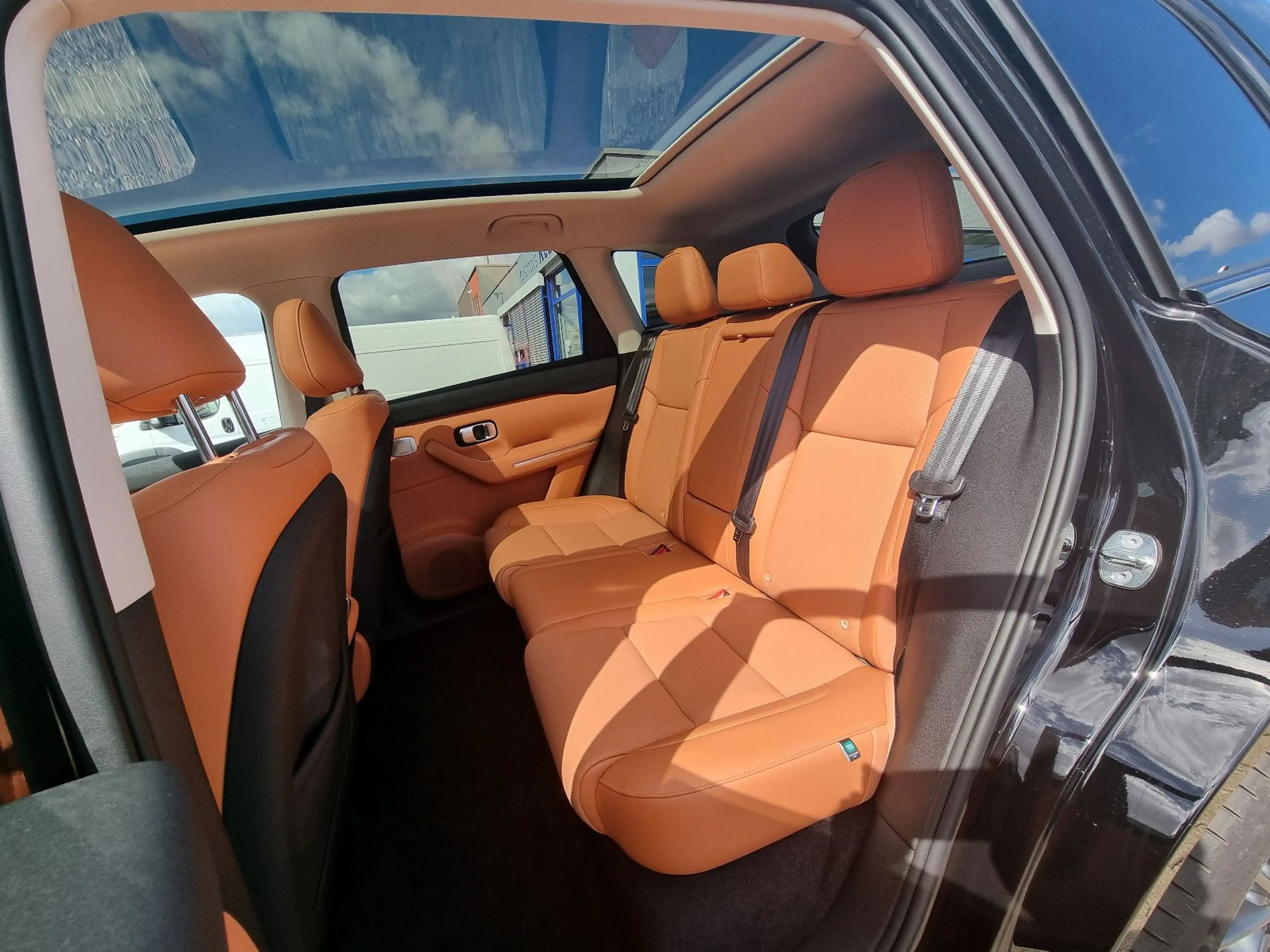 Leapmotor C10 Hybrid DESIGN REEV *SITZHEIZ+BELÜFT*20 ZOLL* — photo 13