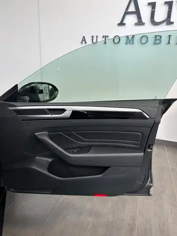 Volkswagen Arteon view 9