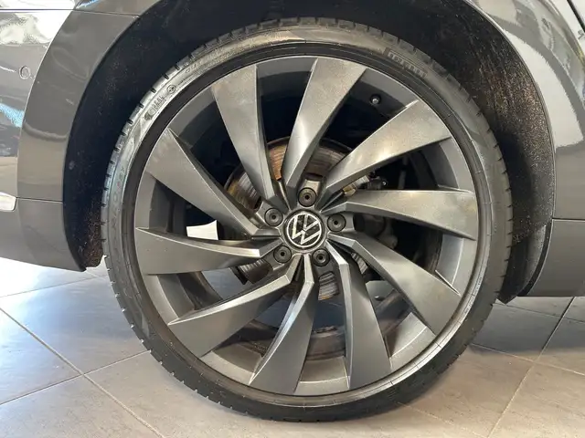 Volkswagen Arteon view 3