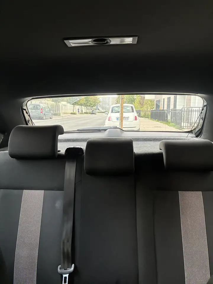 Volkswagen Polo Citadine 3 portes — photo 9