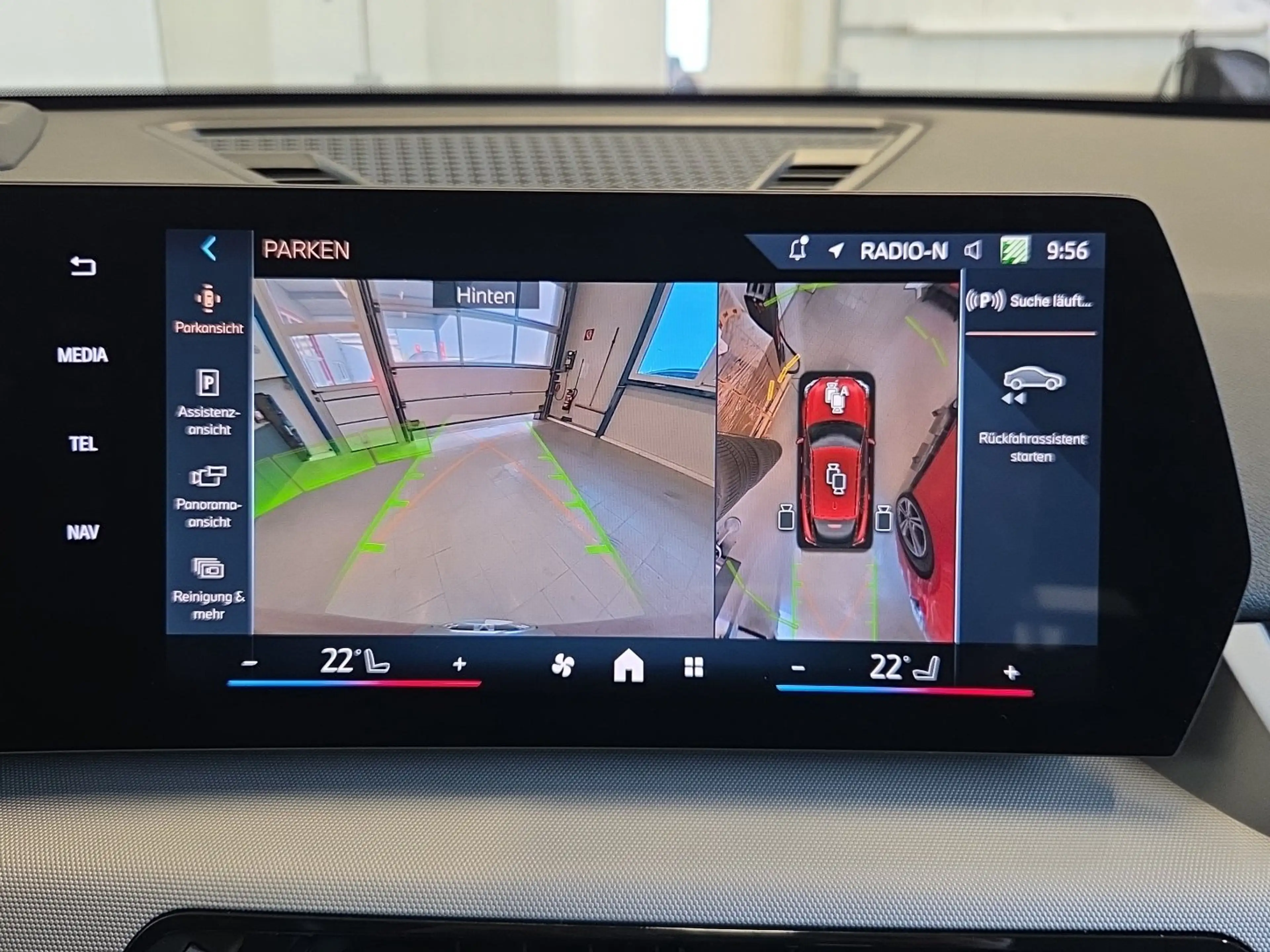 BMW X2 20 i sDrive — photo 15