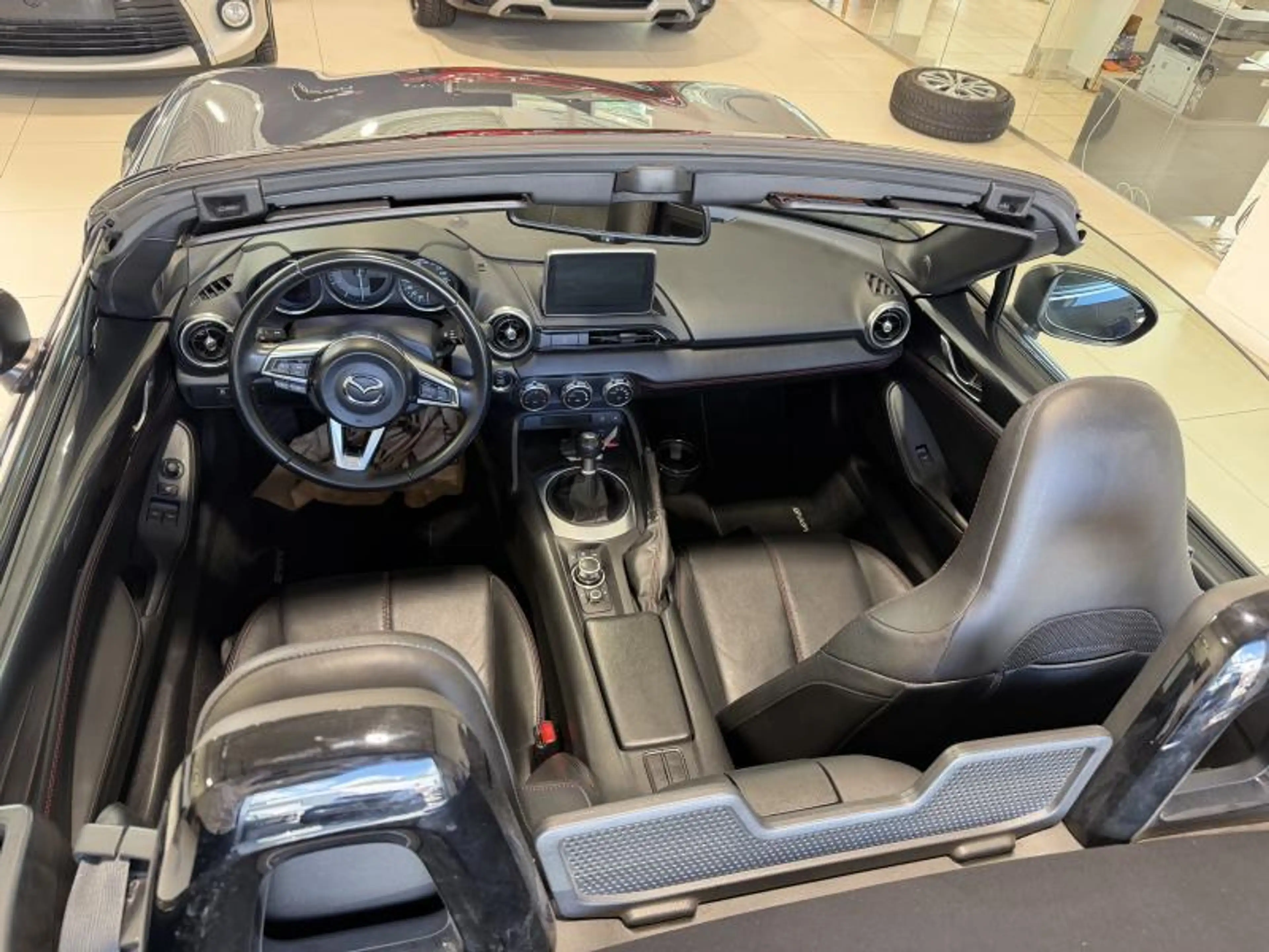 Mazda MX-5 ROADSTER 1.5 ESS — photo 8