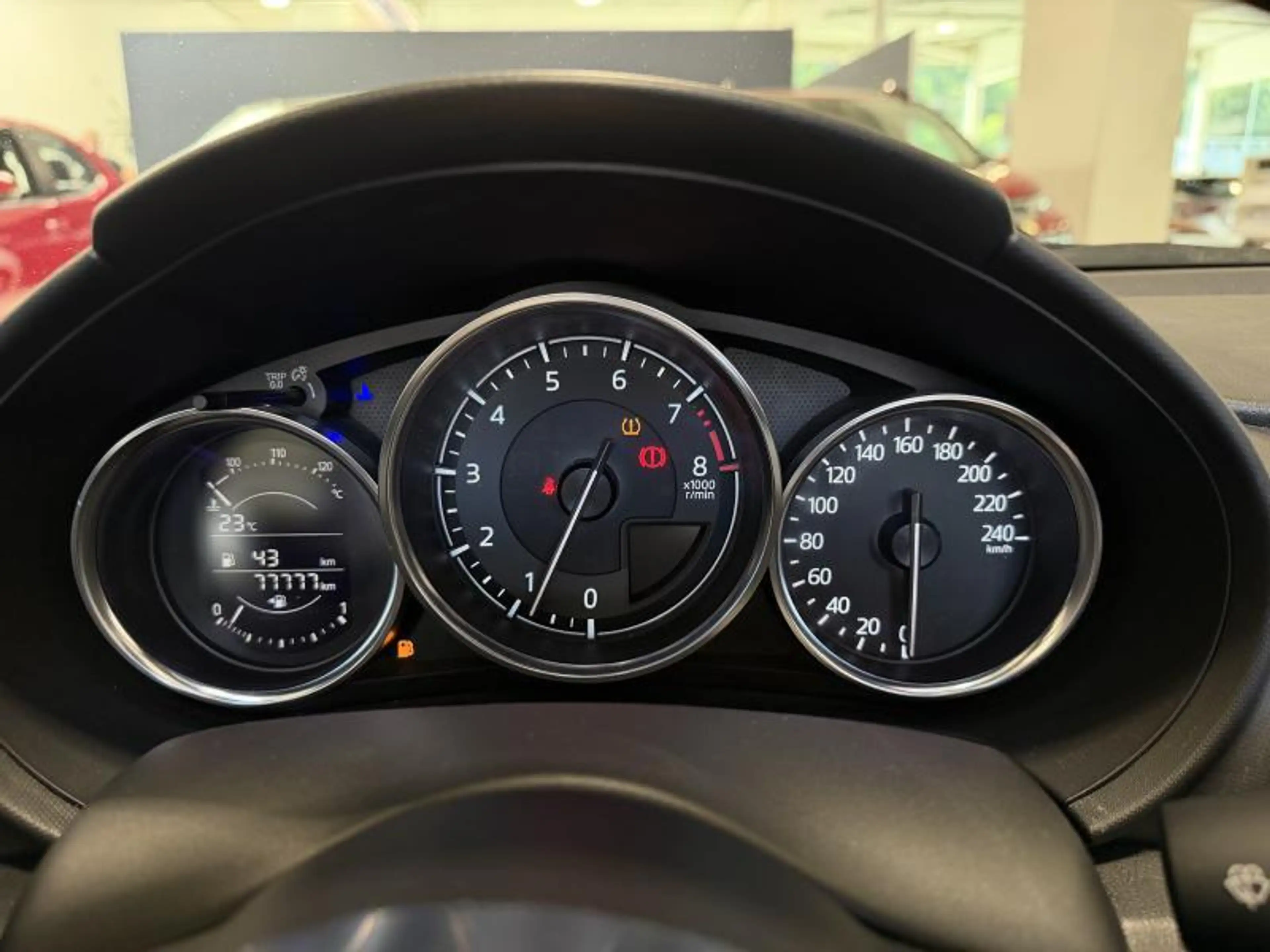 Mazda MX-5 ROADSTER 1.5 ESS — photo 12