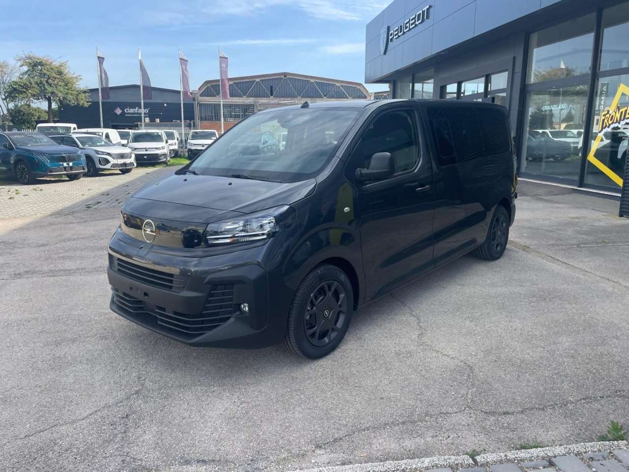 Opel Others Vivaro Life 2.2 BHDI 180 AT8 PL-TN M KM. ZERo iva
