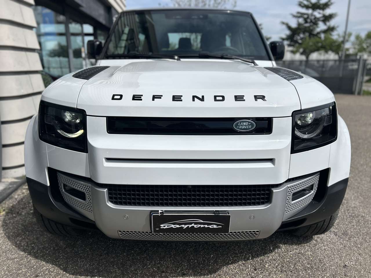 Land Rover Defender Defender  90  3.0d i6 mhev X-Dynamic SE awd 200cv auto