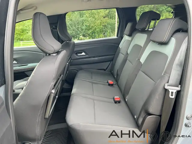 Dacia Jogger view 12