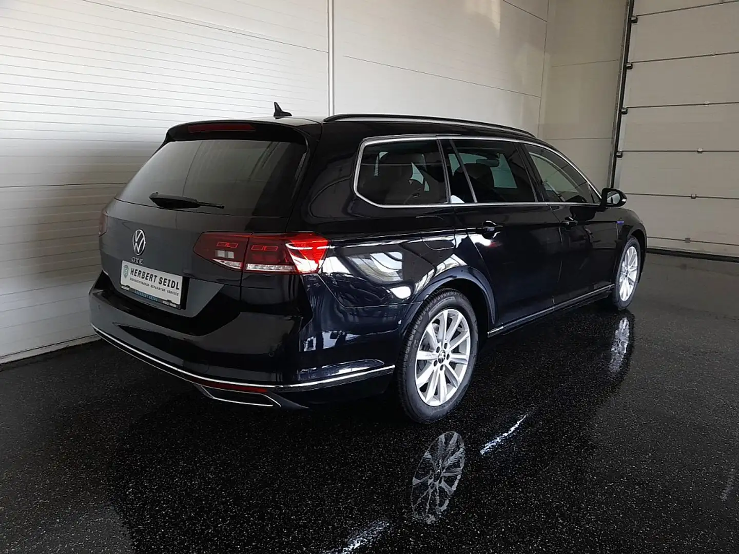 Volkswagen Passat Variant GTE e-Hybrid DSG *LED / NAVI / AHV & KAMERA / A... Schwarz - 2