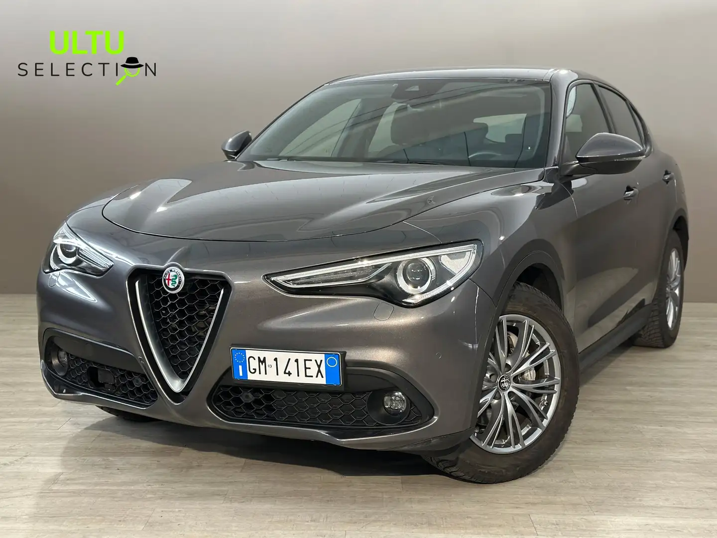 Alfa Romeo Stelvio 2.2 Super Business 160CV auto Grey - 1