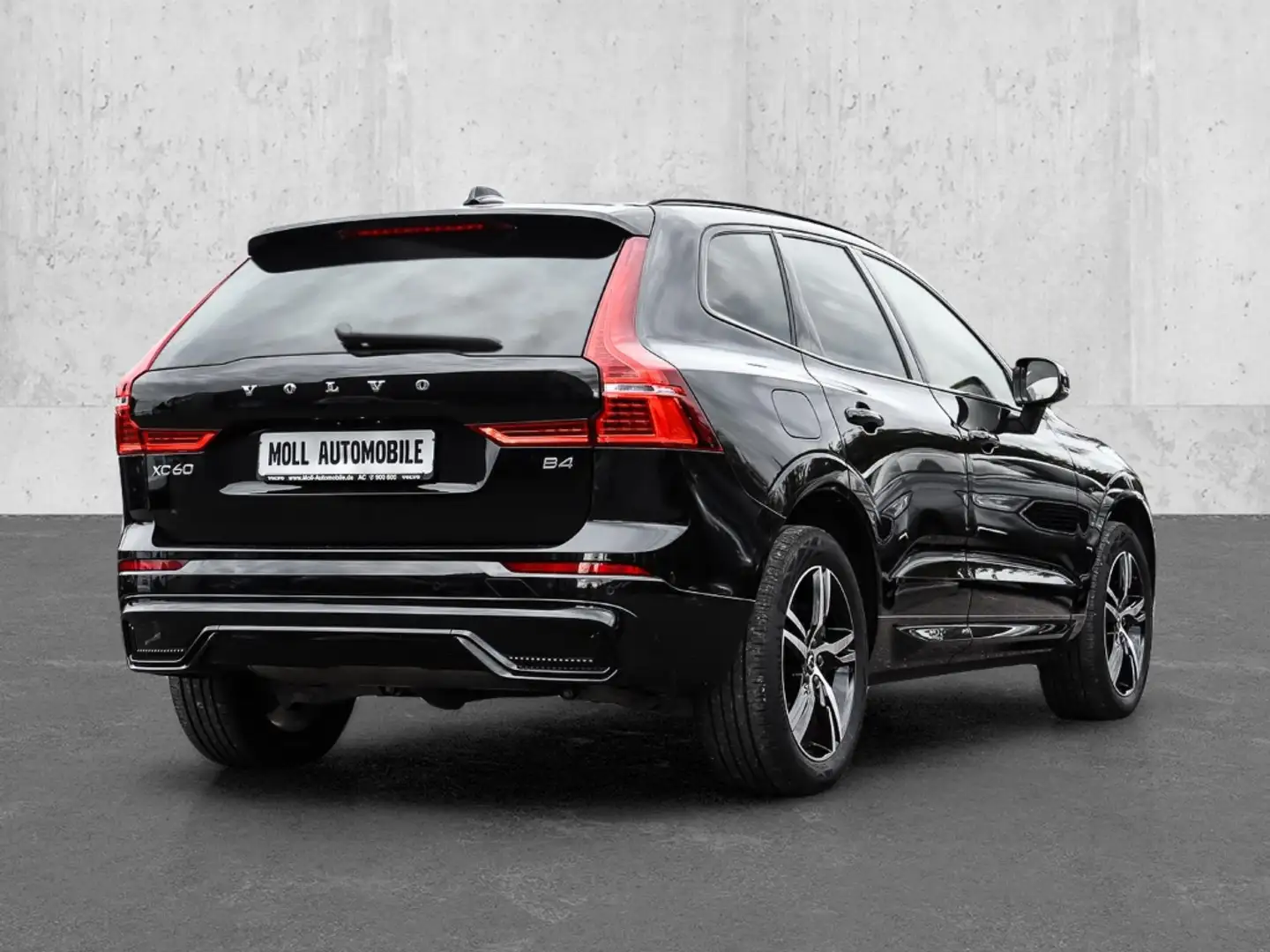 Volvo XC60 R Design B4 2WD AHK Digitales Cockpit Memory Sitze Schwarz - 2