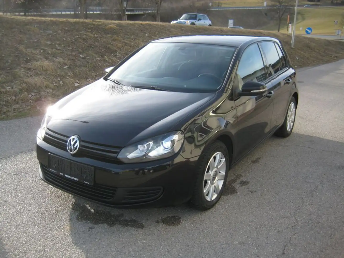 Volkswagen Golf Trendline BlueMotion/BMT Schwarz - 1