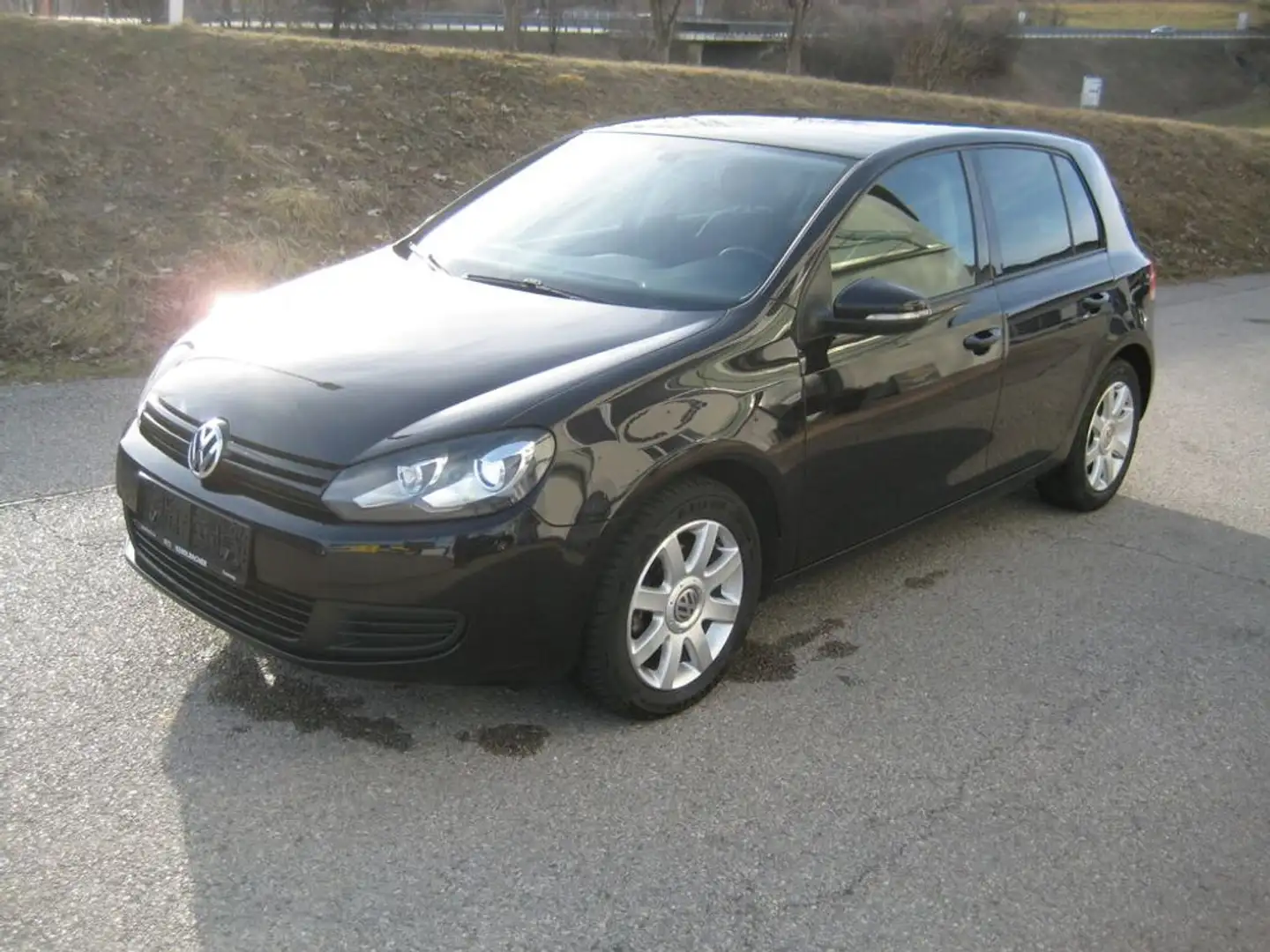 Volkswagen Golf Trendline BlueMotion/BMT Schwarz - 2