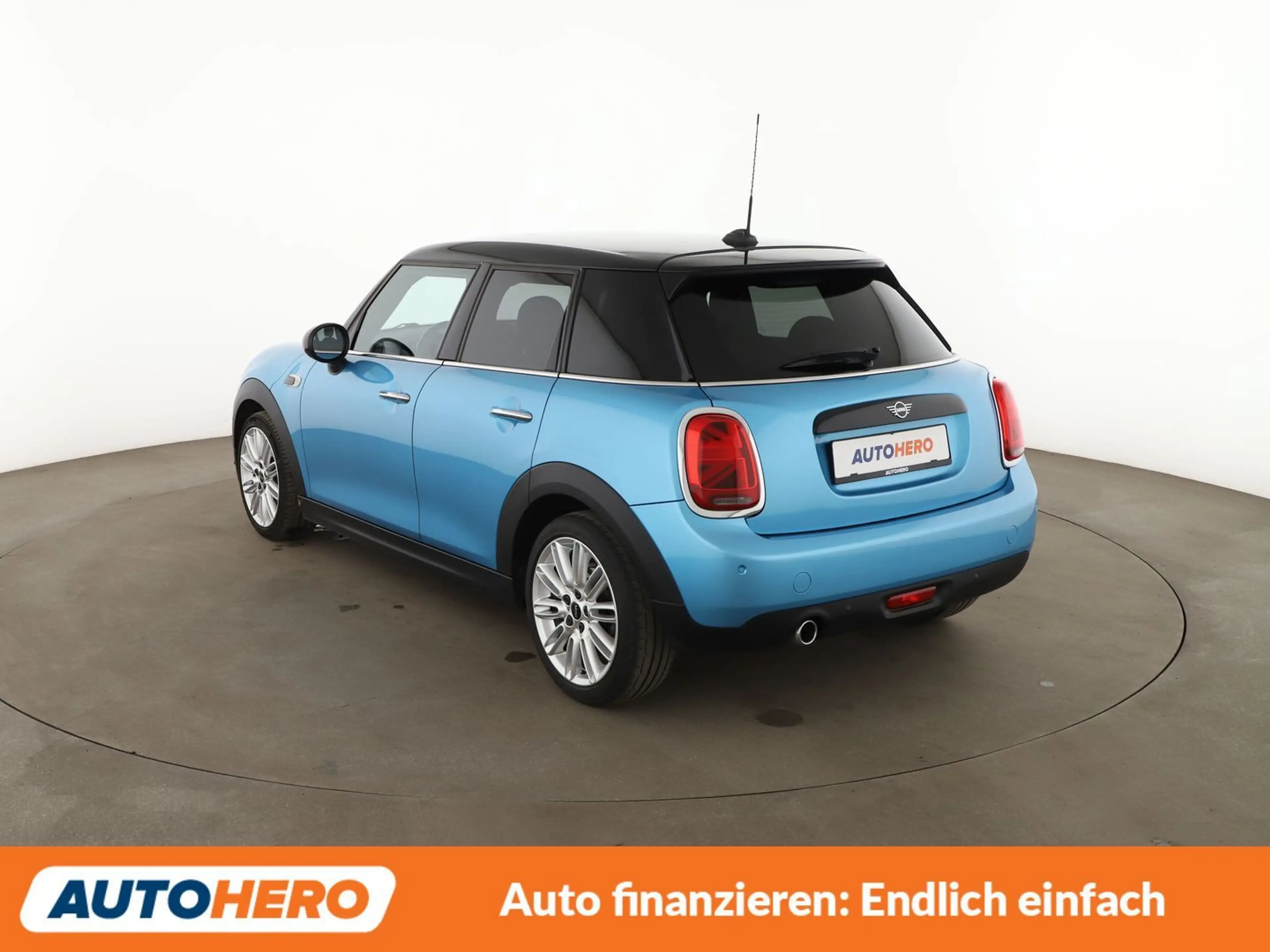 MINI Cooper D Cooper D*LED*TEMPO*PDC*SHZ*KLIMA* — photo 4