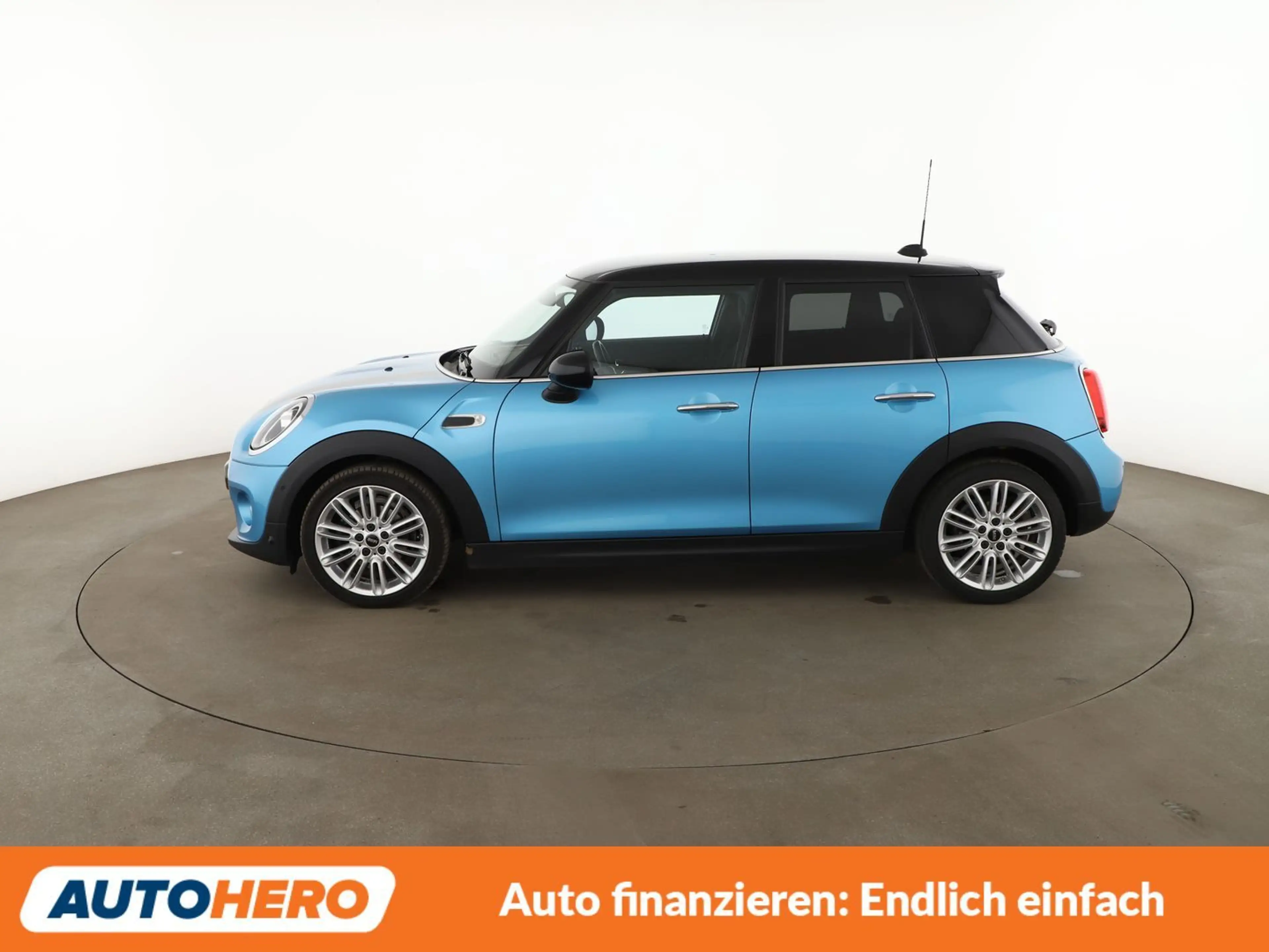 MINI Cooper D Cooper D*LED*TEMPO*PDC*SHZ*KLIMA* — photo 3