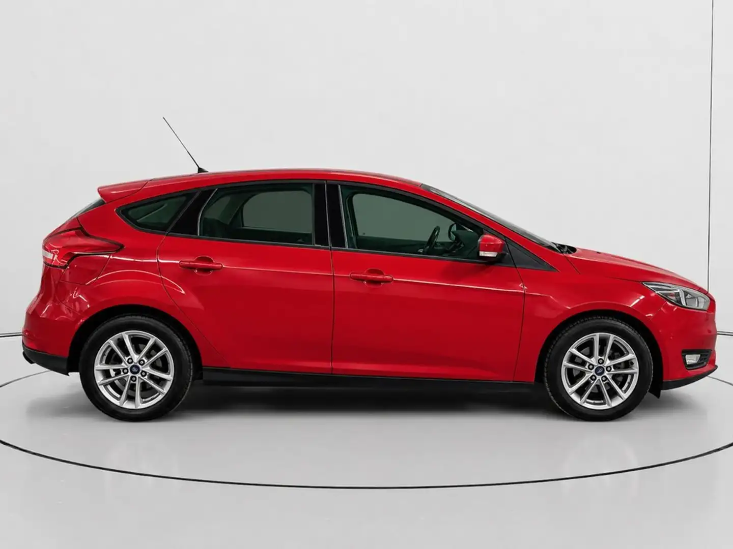 Ford Focus 1.0 Ecoboost Auto-S&S Business 125 Rojo - 2