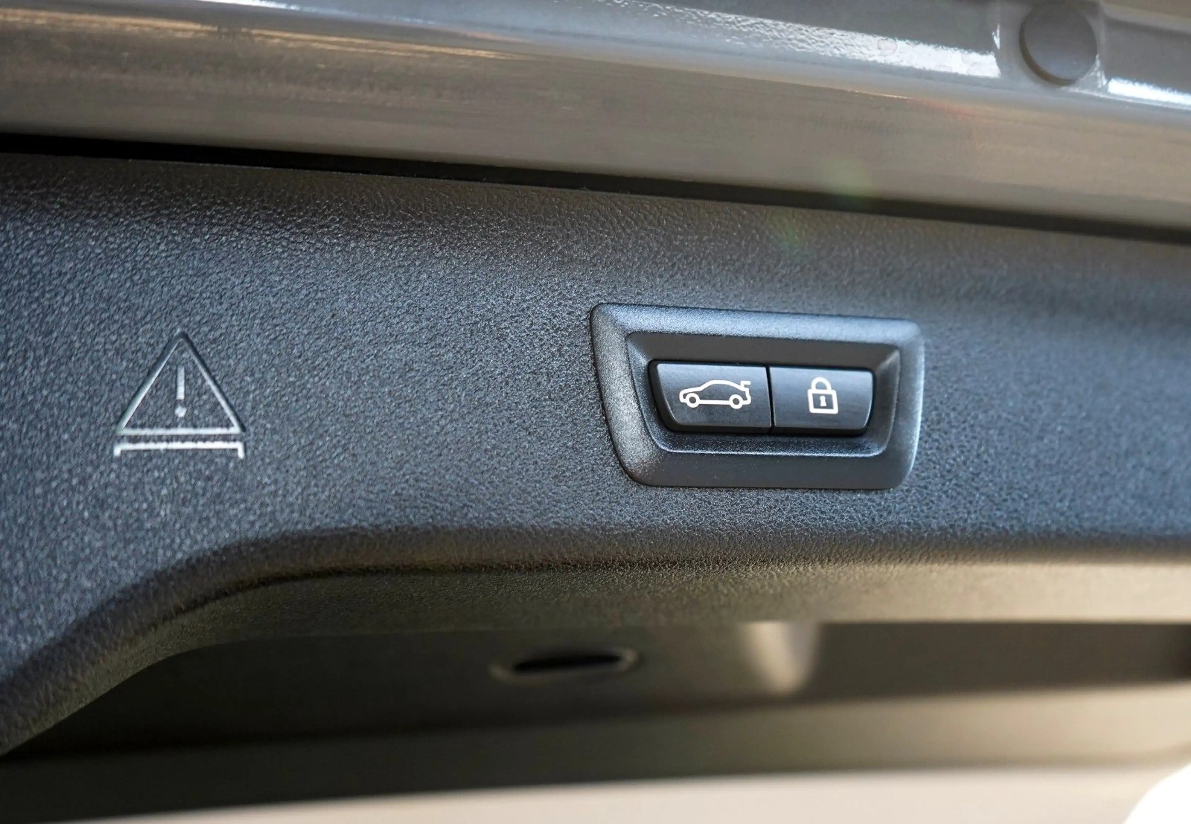 BMW 520 Touring *ACC*LASER*360°-KAM*AHK*HEADUP* — photo 9