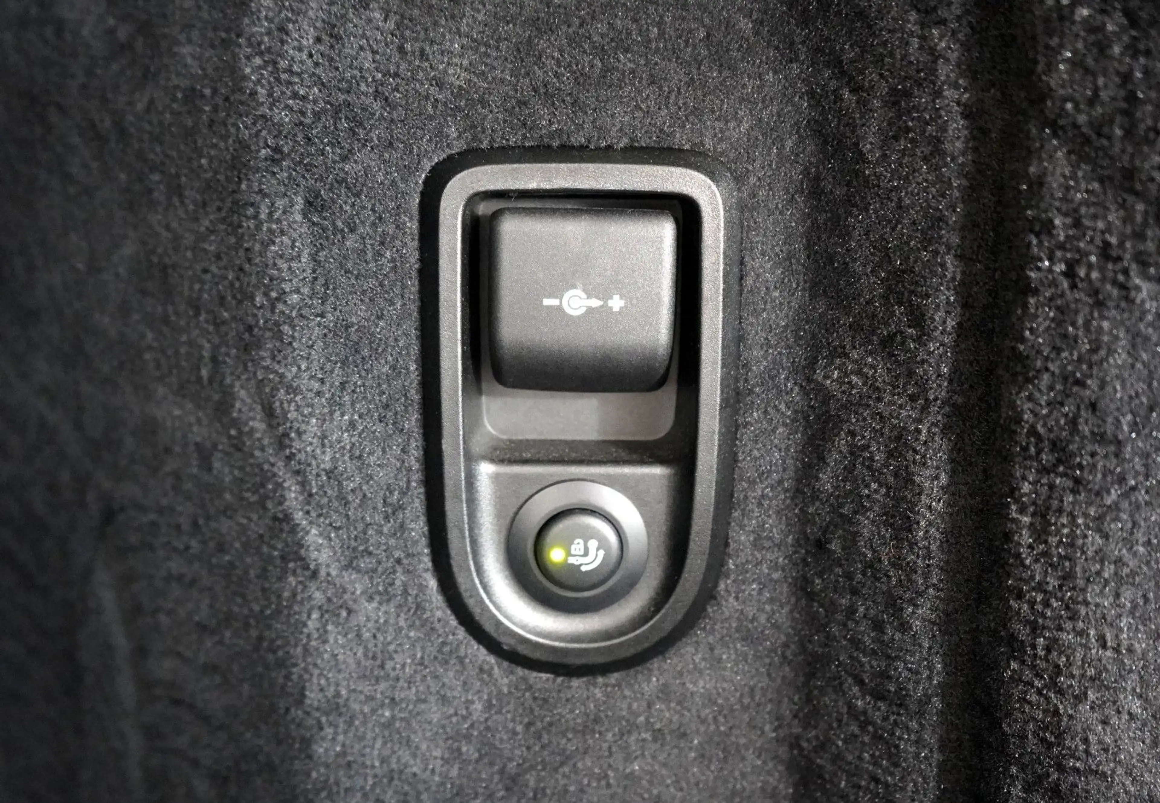 BMW 520 Touring *ACC*LASER*360°-KAM*AHK*HEADUP* — photo 10