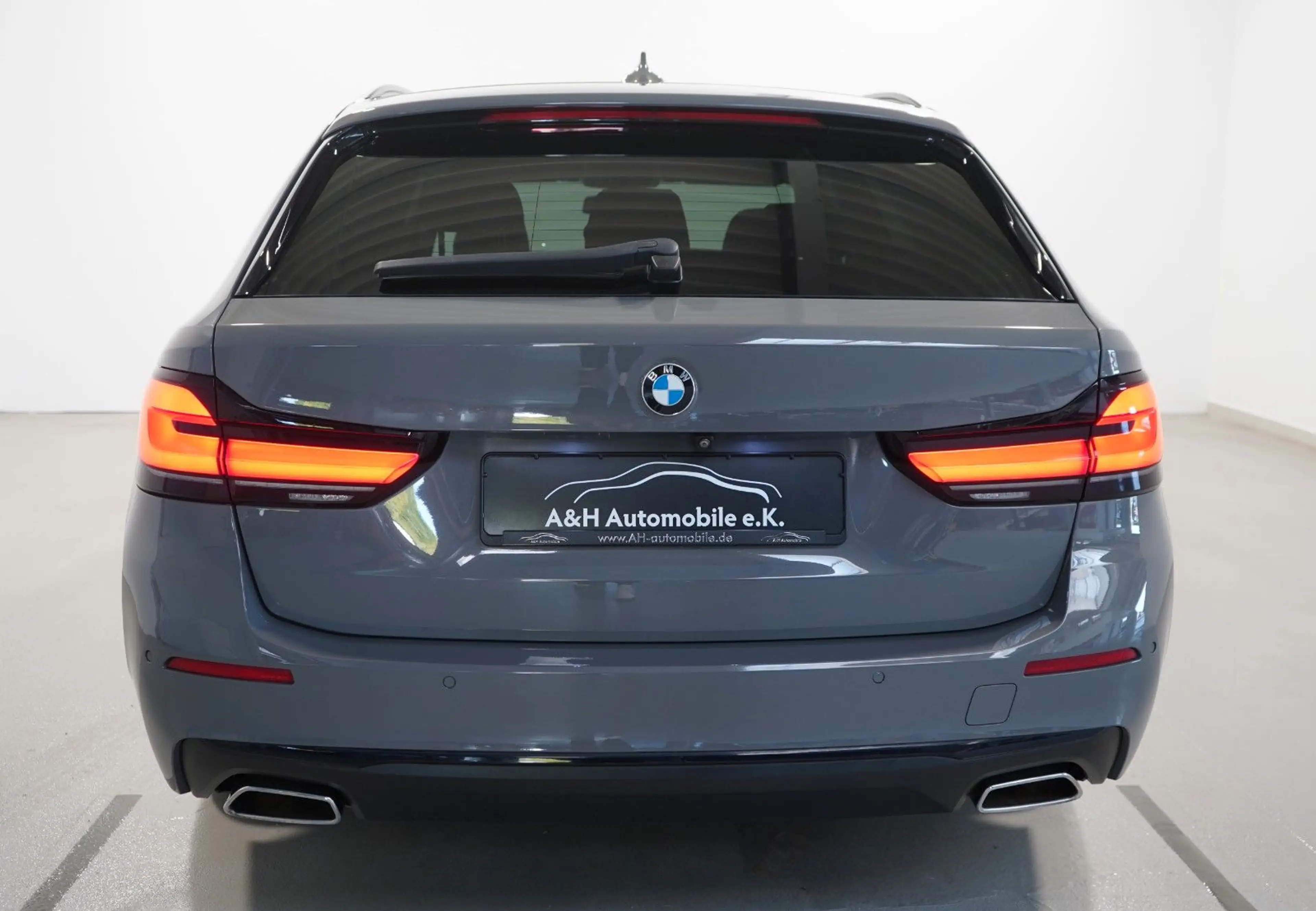 BMW 520 Touring *ACC*LASER*360°-KAM*AHK*HEADUP* — photo 6