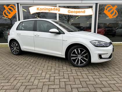 Volkswagen e-Golf // €11.950 NA SUBSIDIE // 50% deal 6.975,- ACTIE S