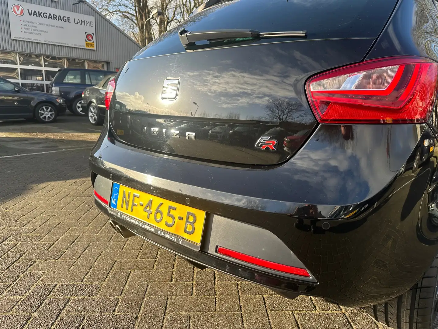 SEAT Ibiza 1.0 EcoTSI FR Connect , navigatie , pdc voor en ac Zwart - 2