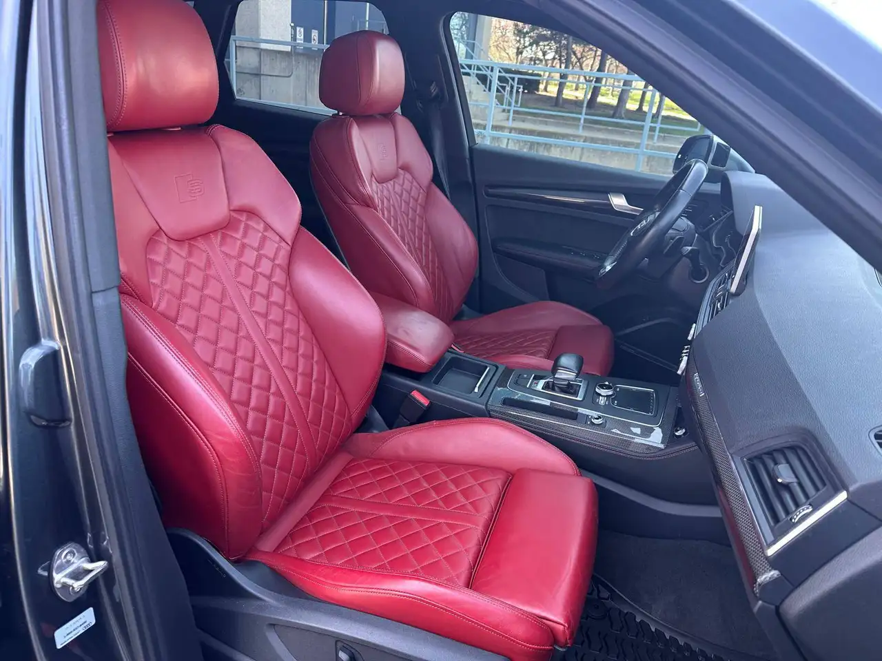 Audi SQ5 снимка Audi SQ5