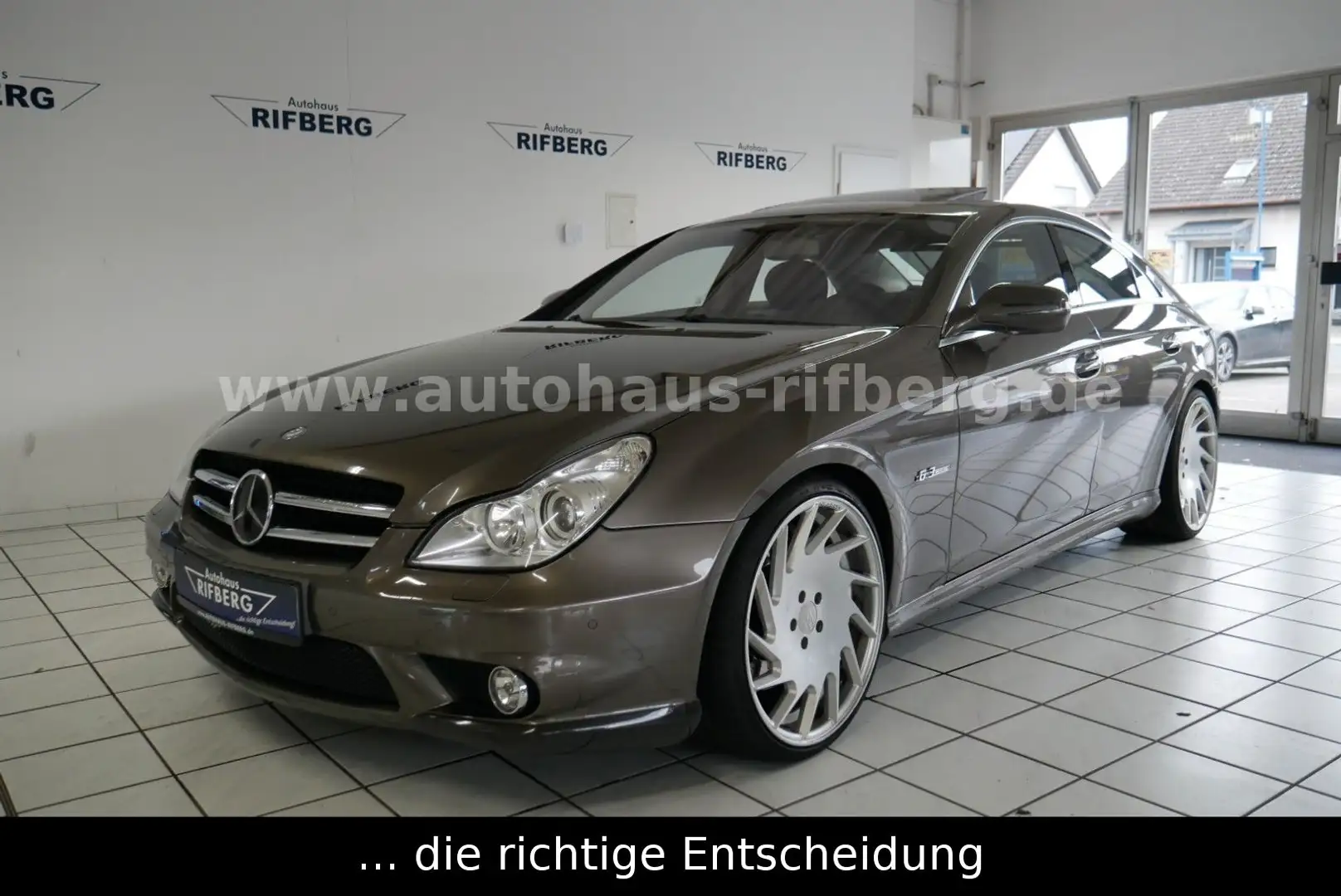 Mercedes-Benz CLS 63 AMG Carbon/Comand/Xe/GSD/ABC/TV/Dis+/Napp Šedá - 1
