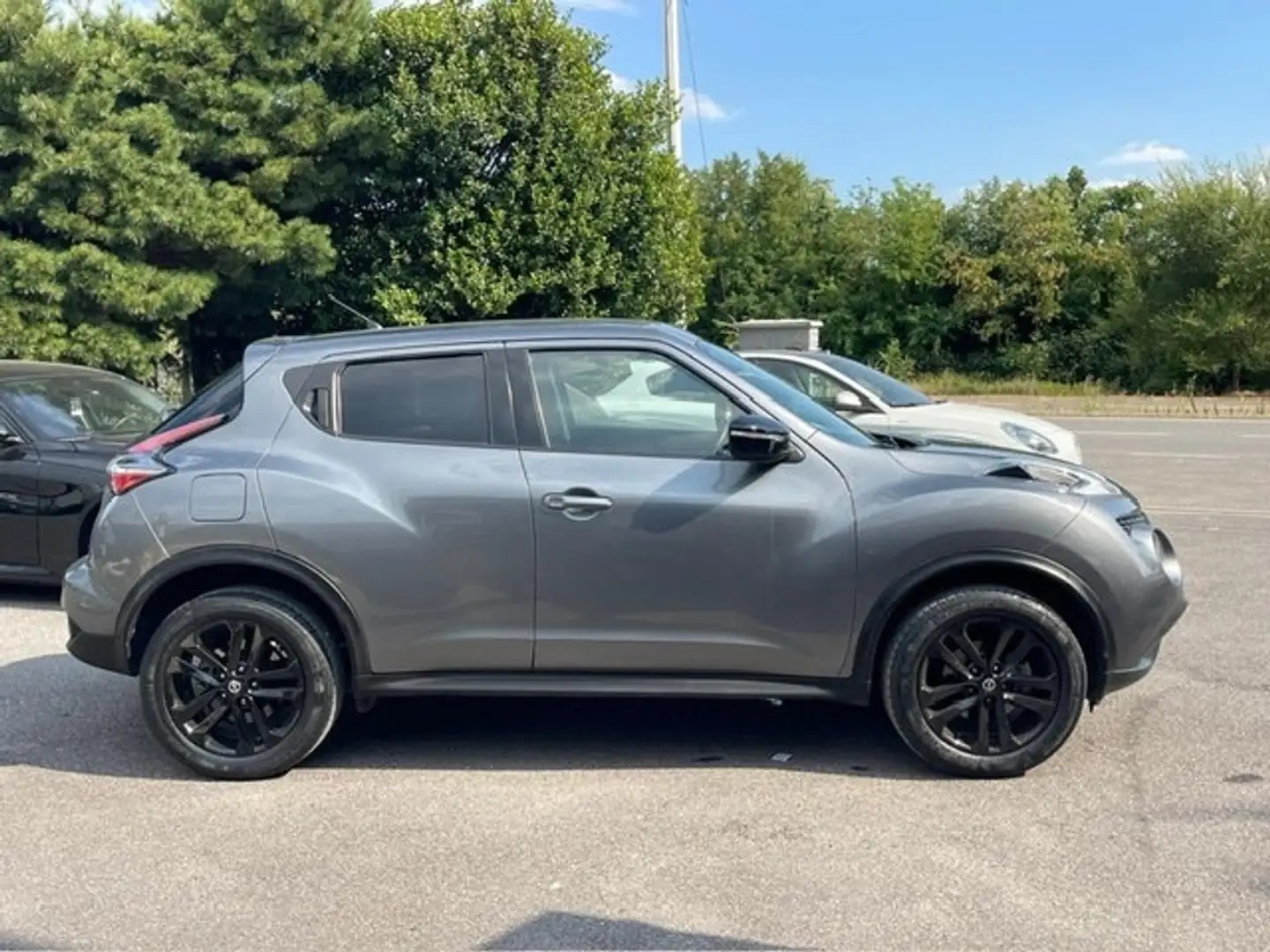 Nissan Juke 1.6 CVT N-Connecta Grey - 2