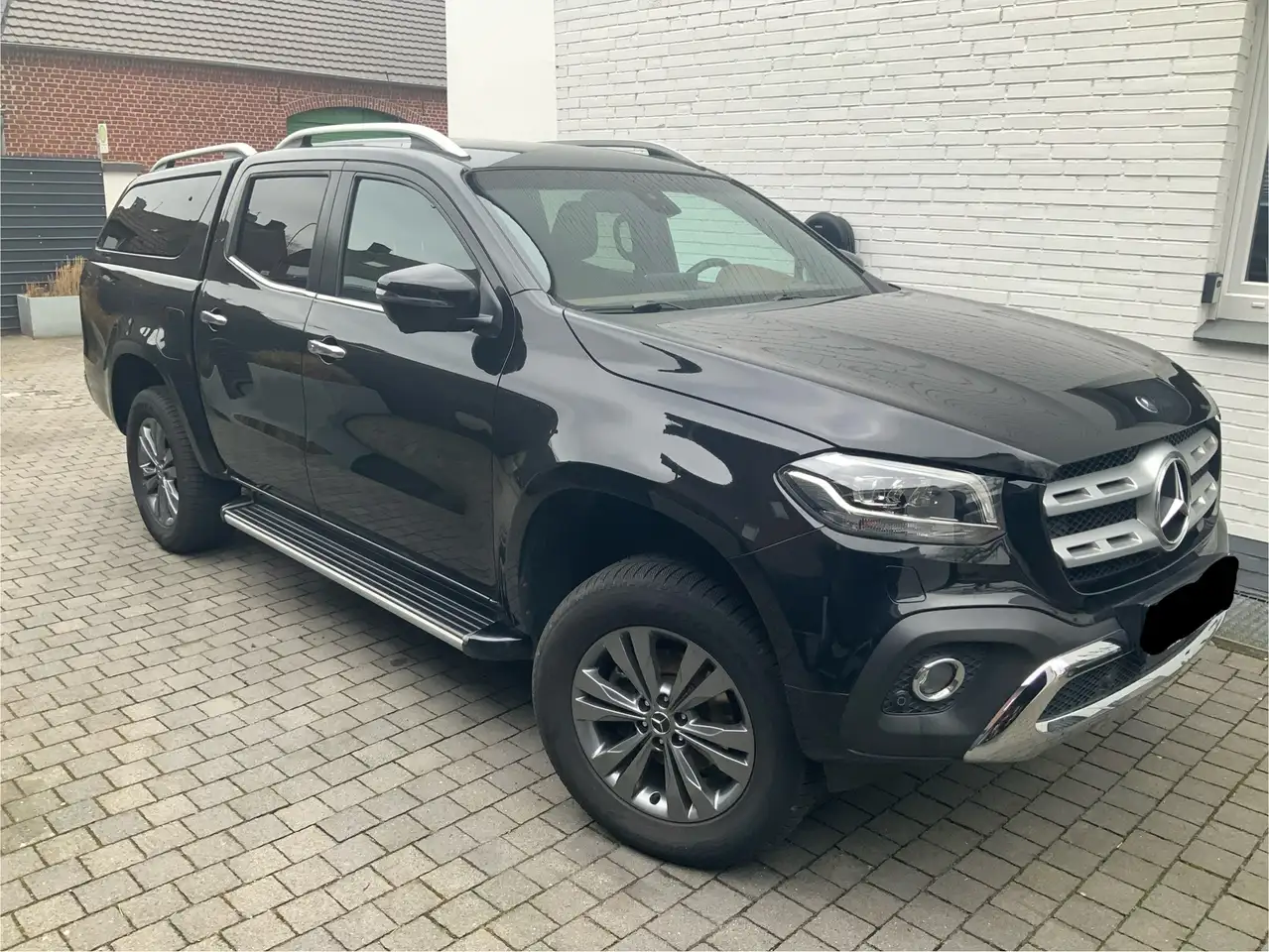 Mercedes-Benz X 250