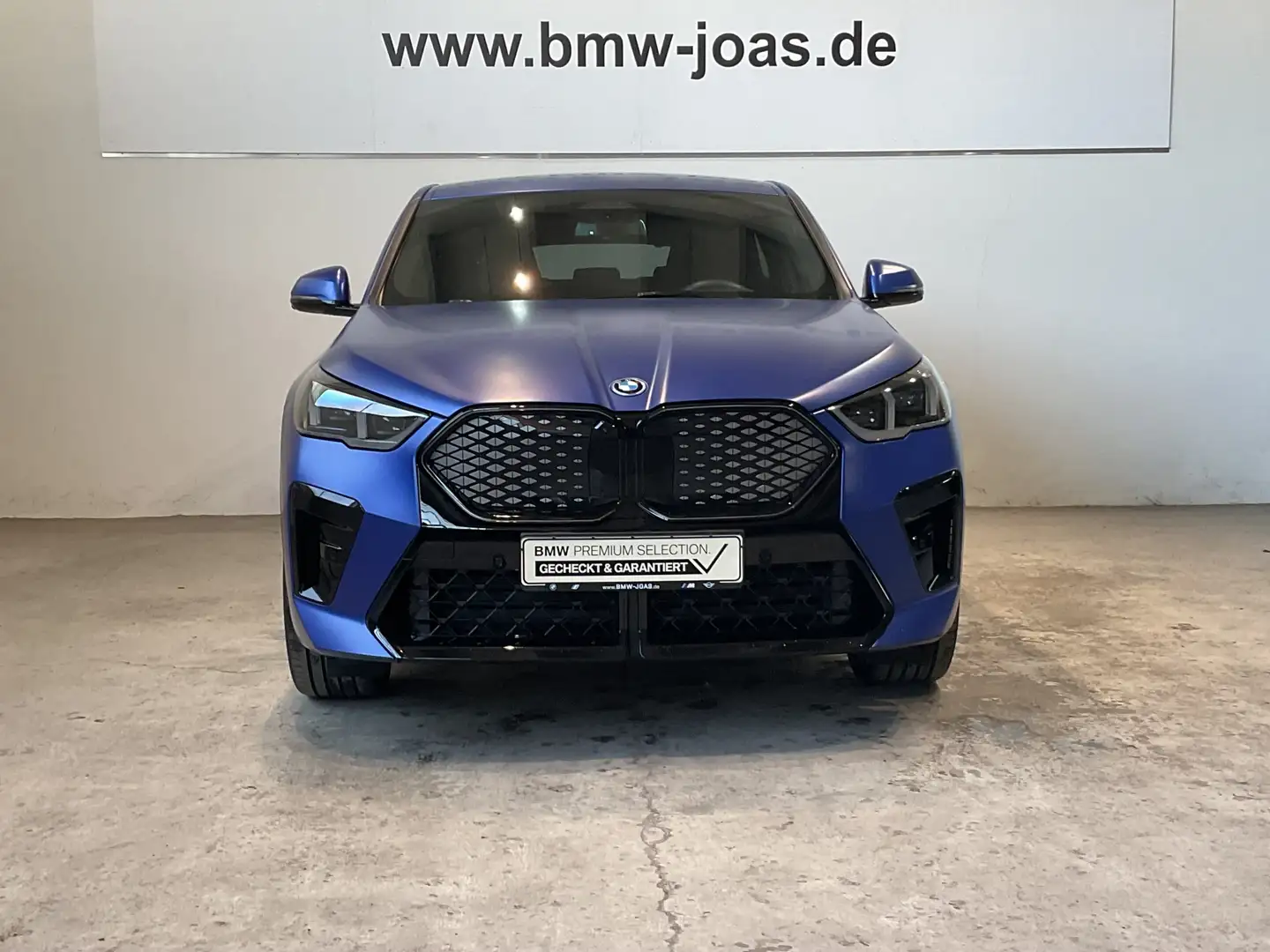 BMW iX2 M Sportpaket Pro Aktivsitz HK HiFi Bleu - 2